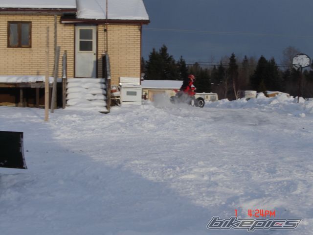 Photo 1103459