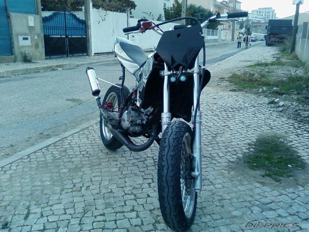 Photo 1103861