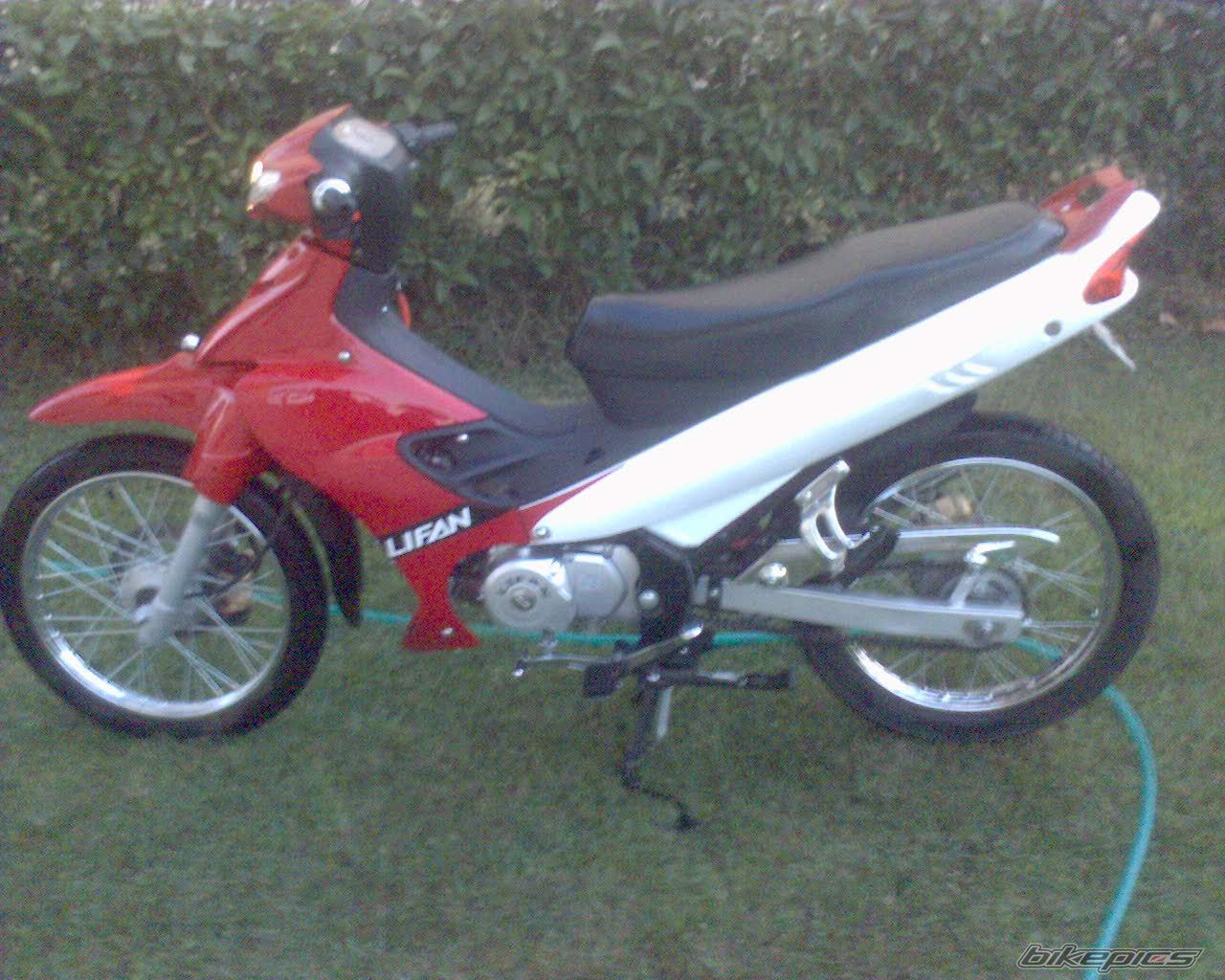 Photo 1104027