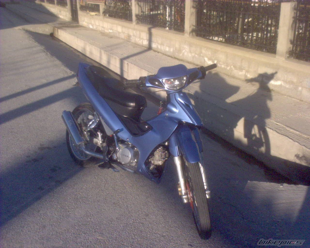 Photo 1104036