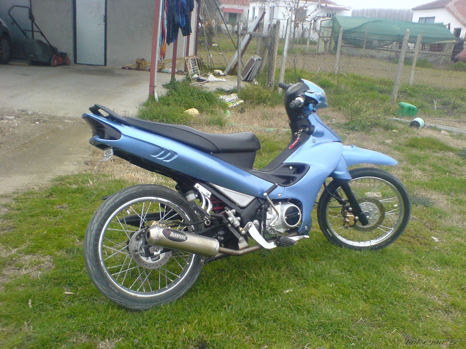 Photo 1104041