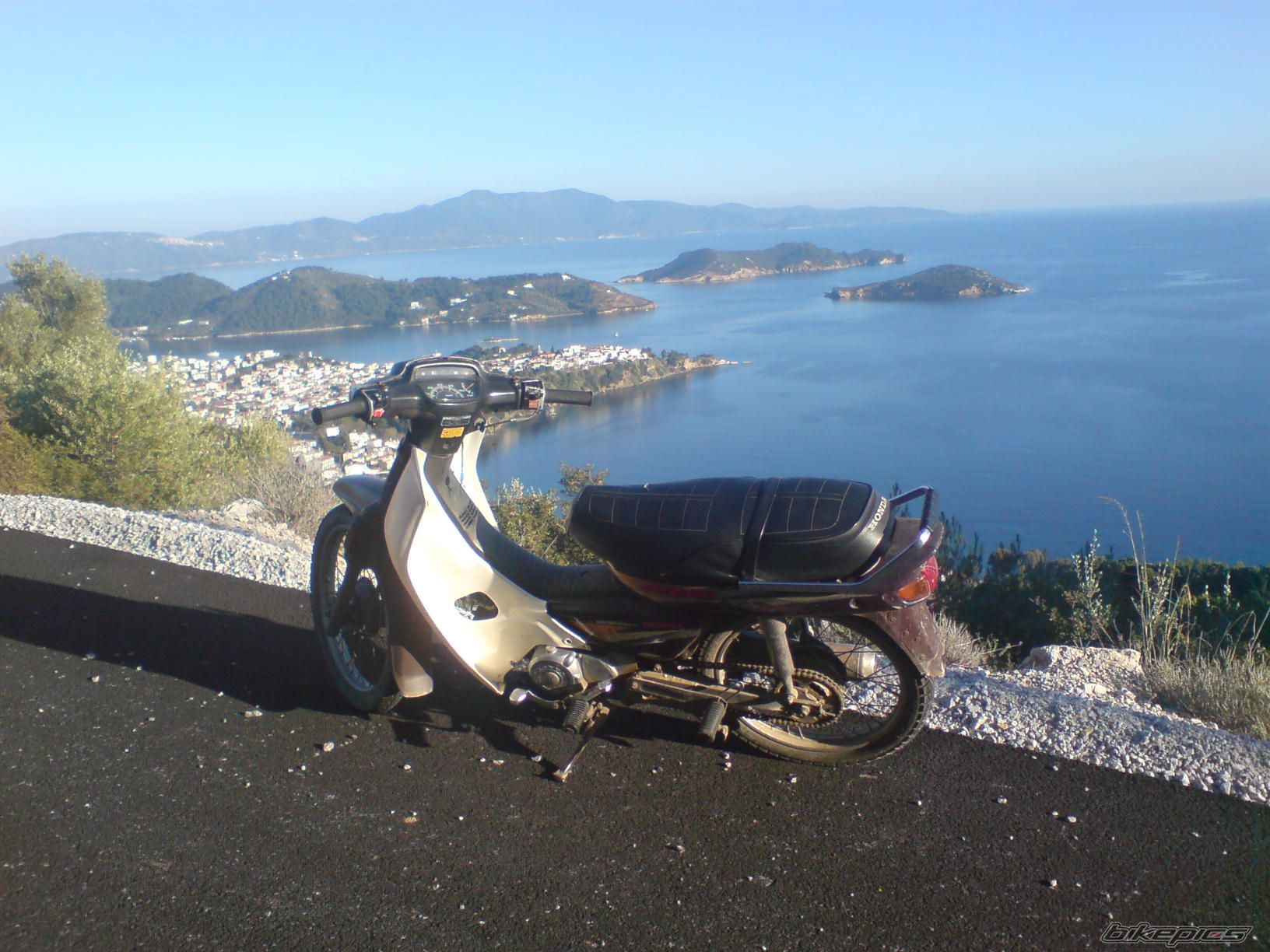 Photo 1104109