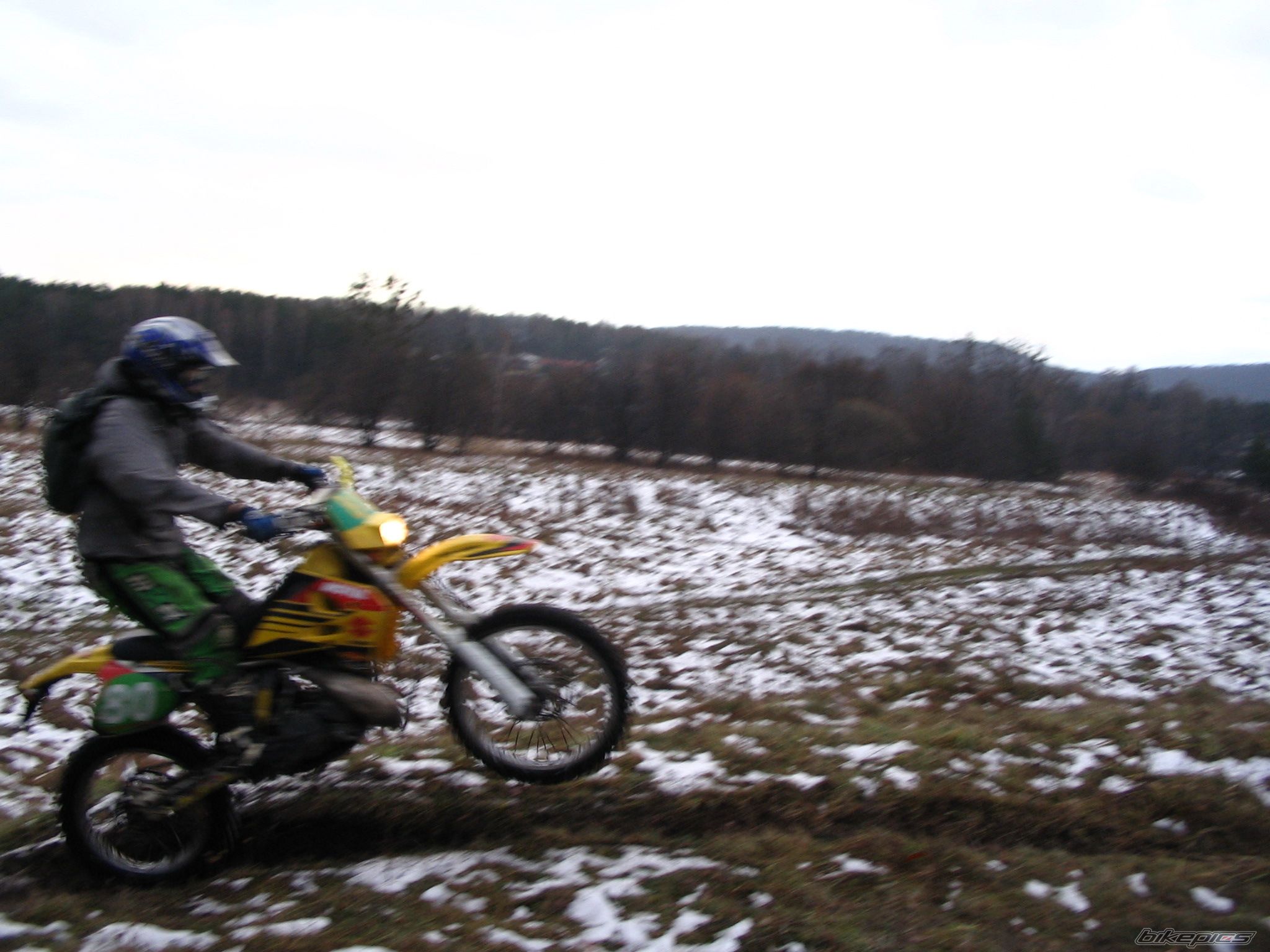 Photo 1104142