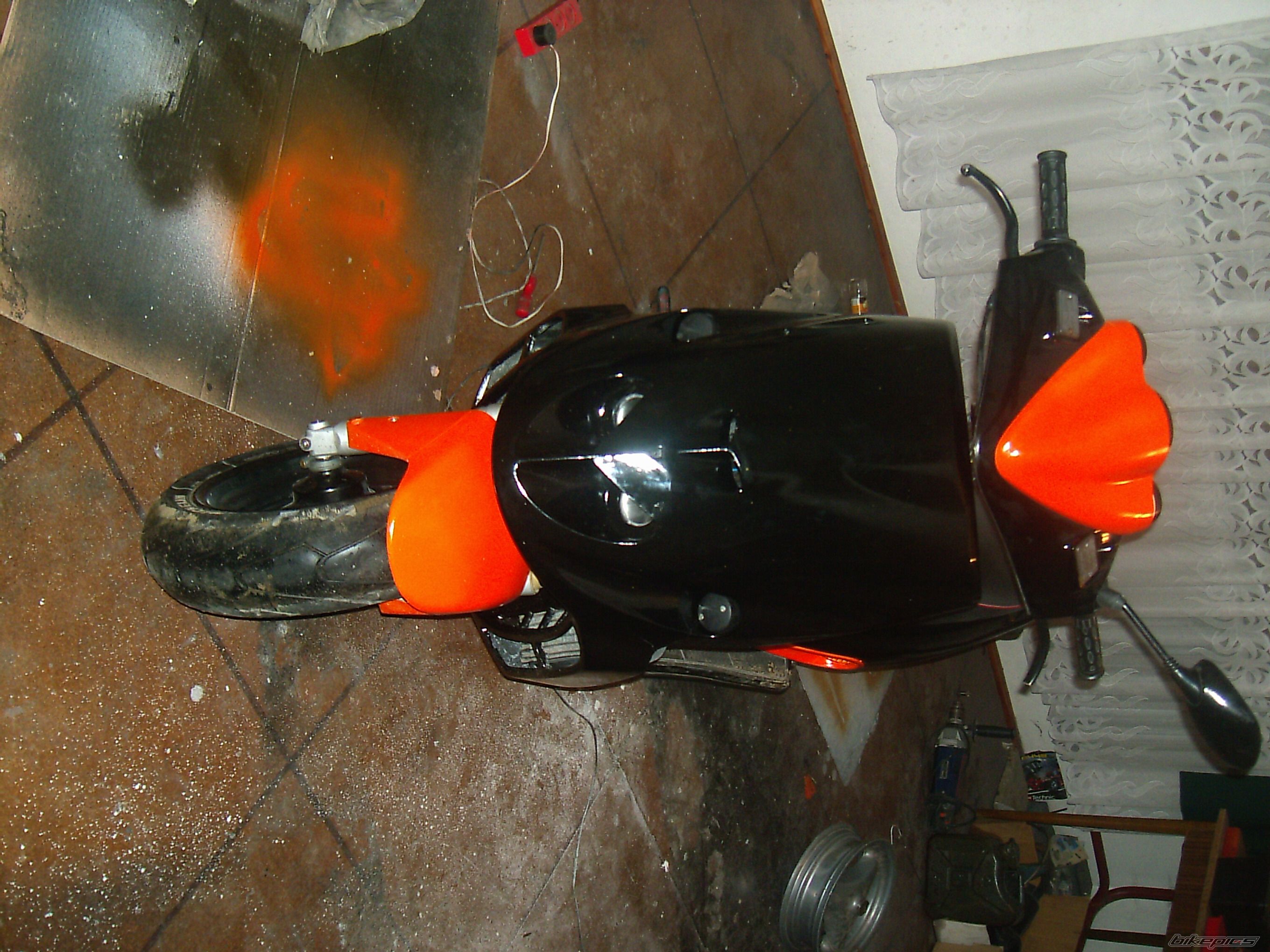 Photo 1104157