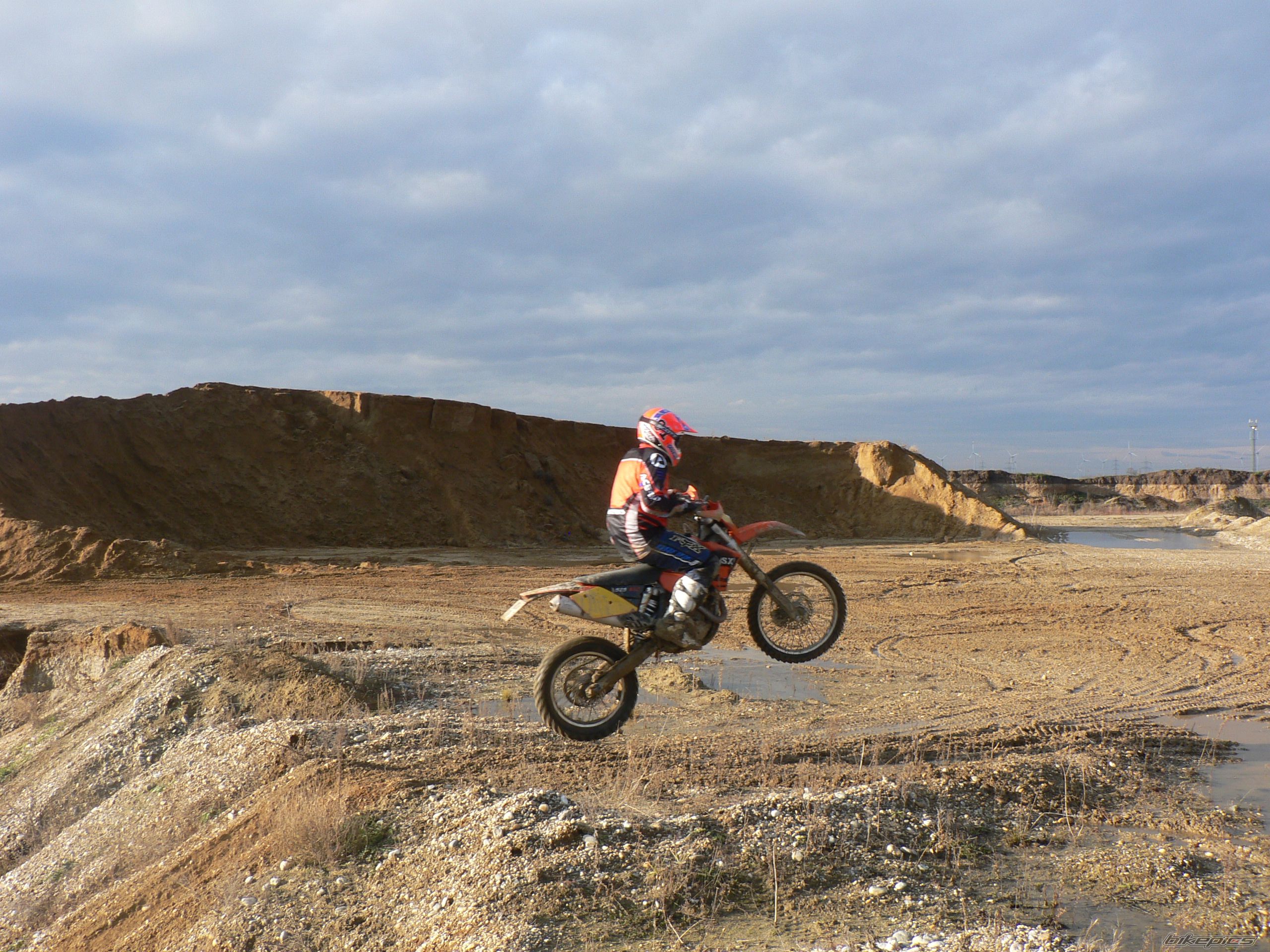 Photo 1104169