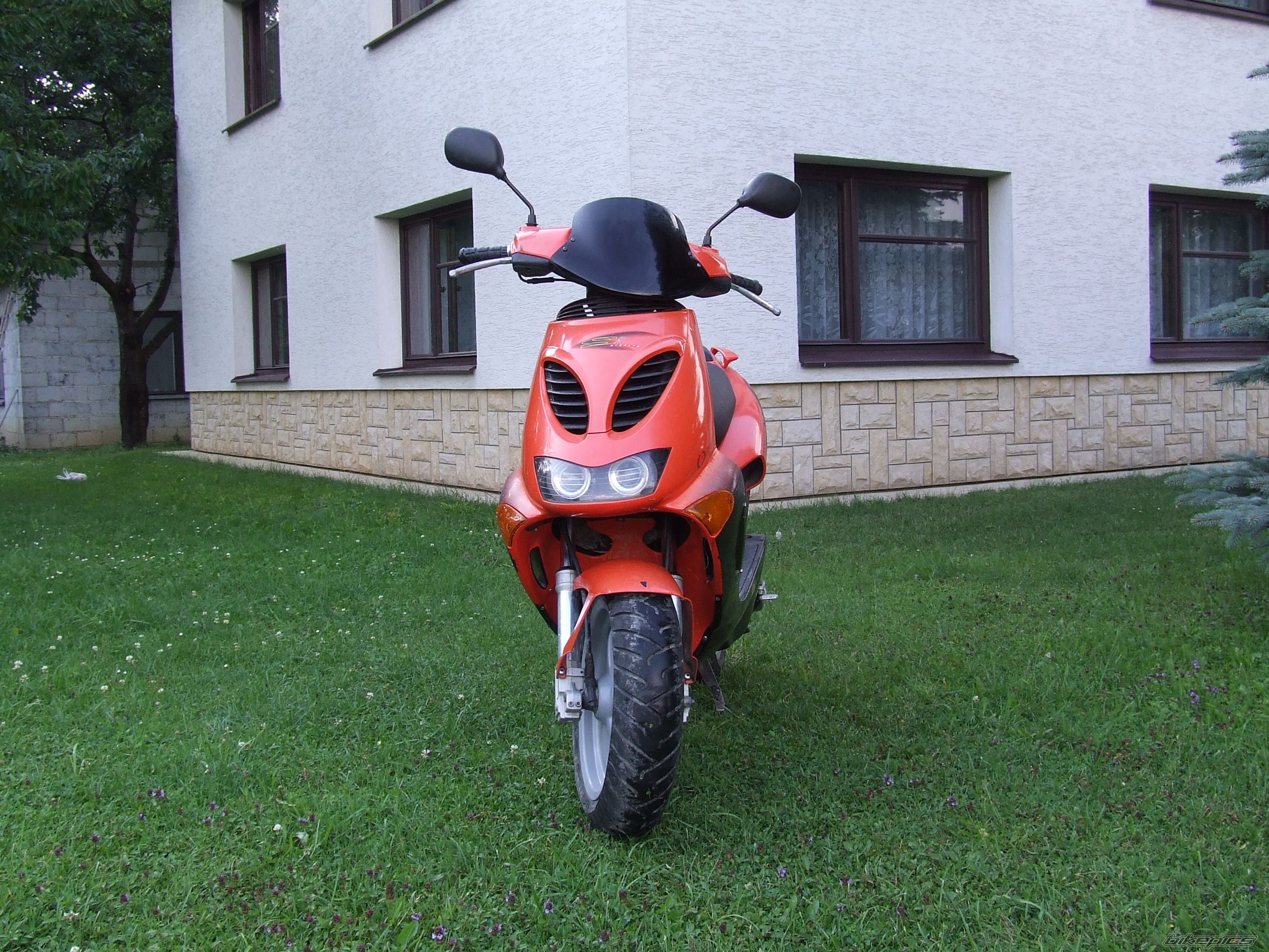 Photo 1104366