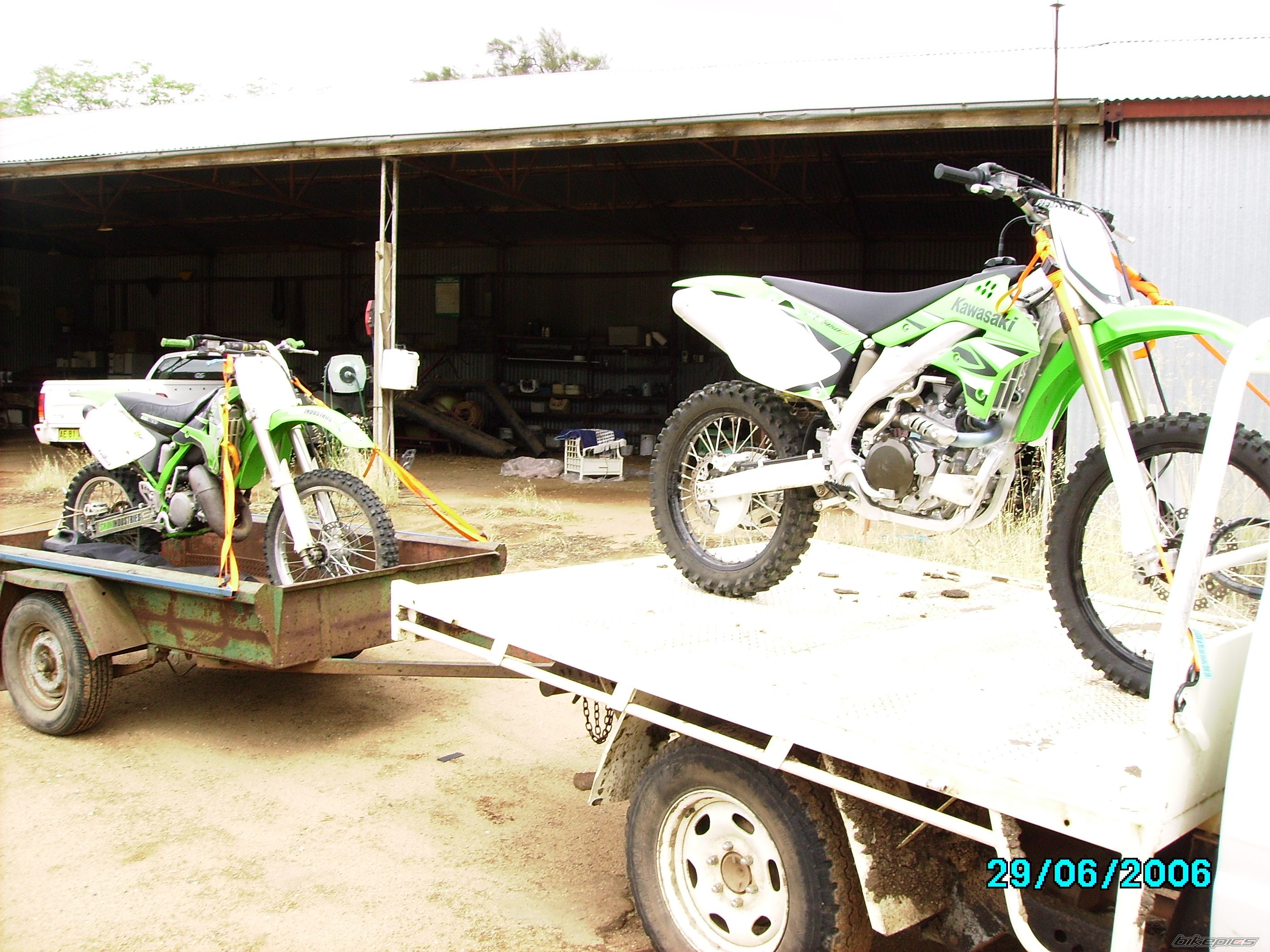 Photo 1104859