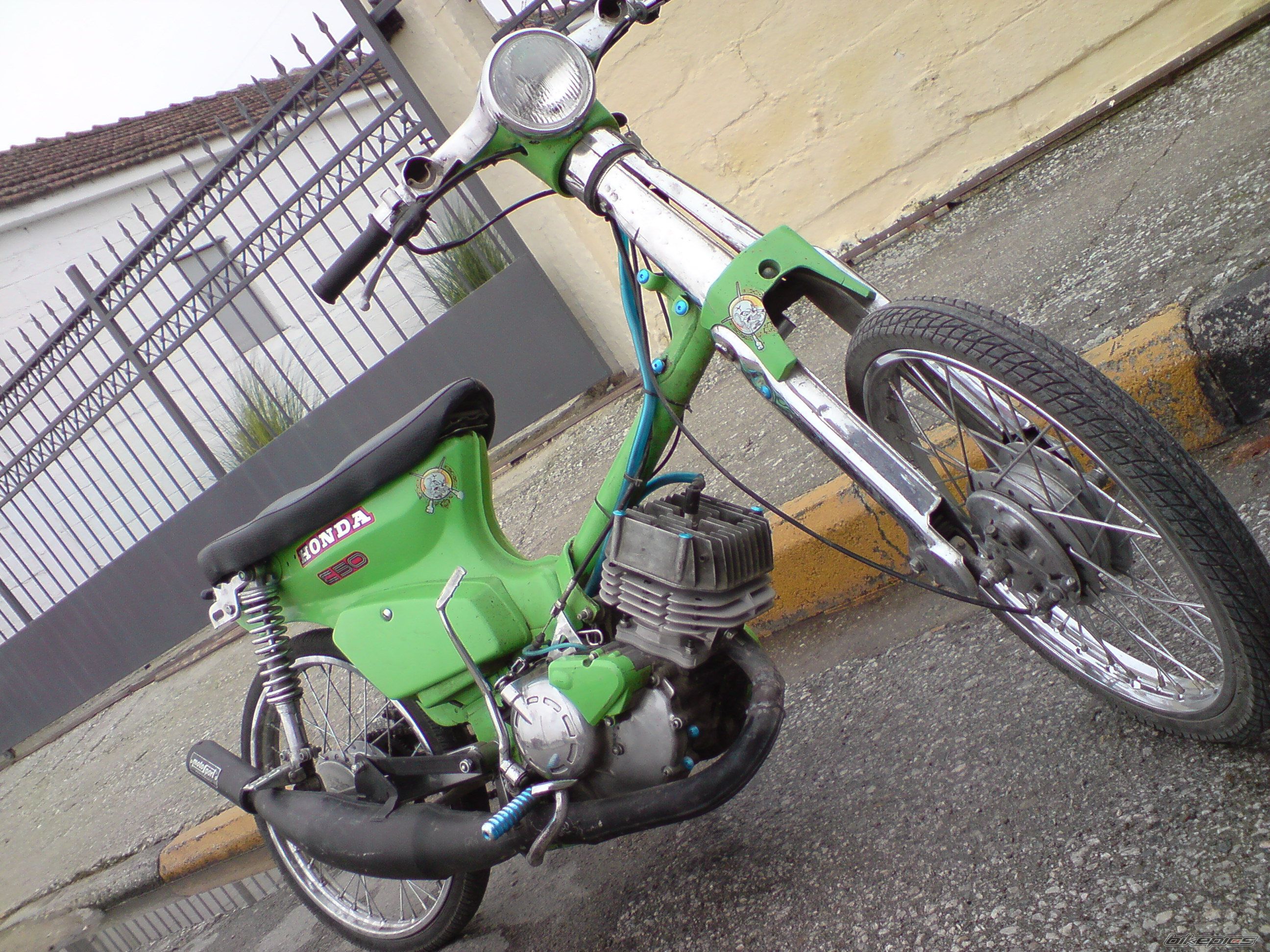 Photo 1104912