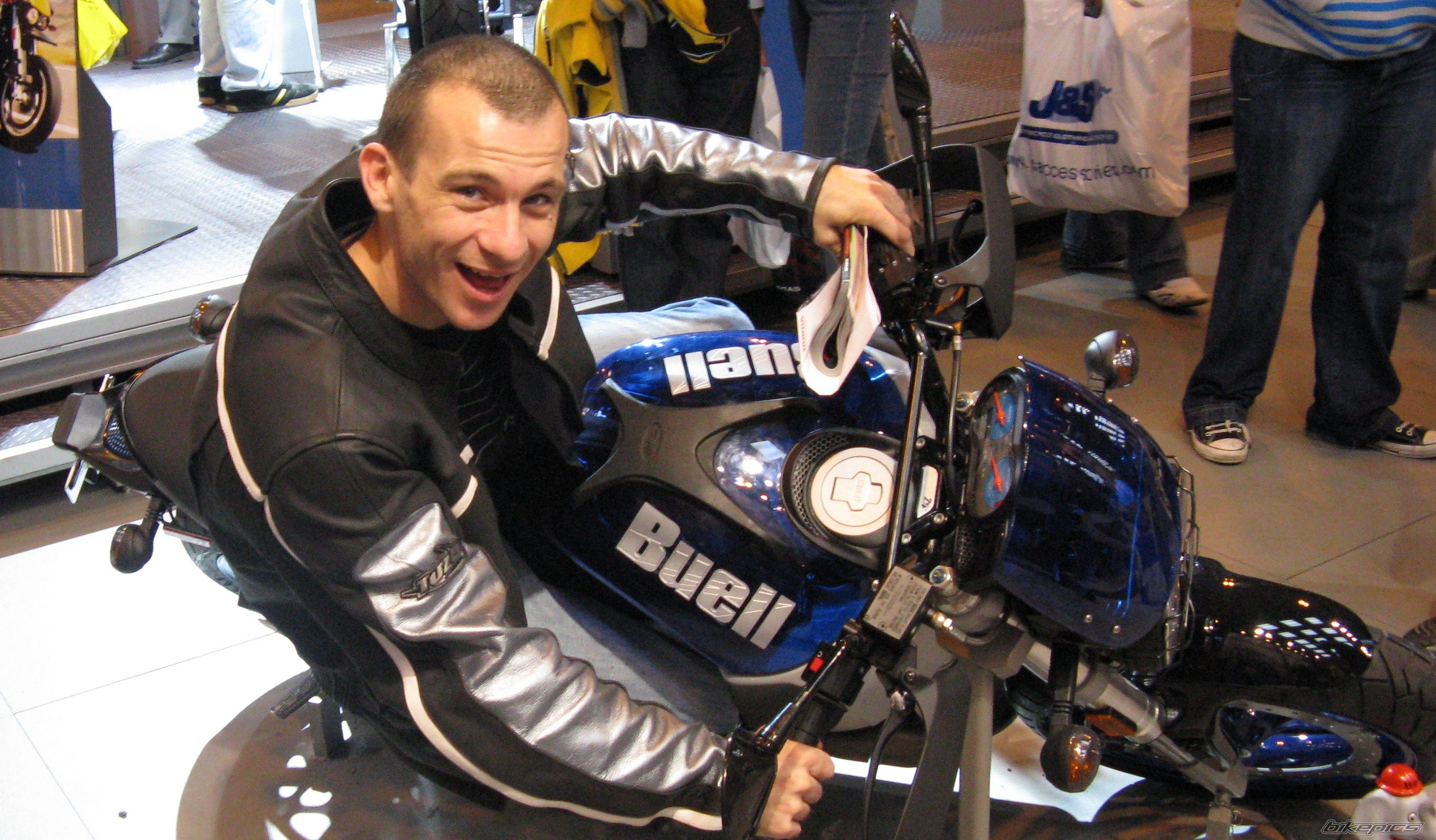 Bike Photo 1105047
