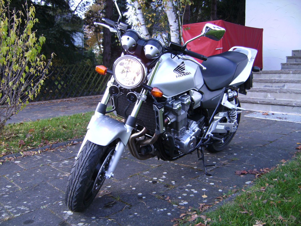 Photo 1105370