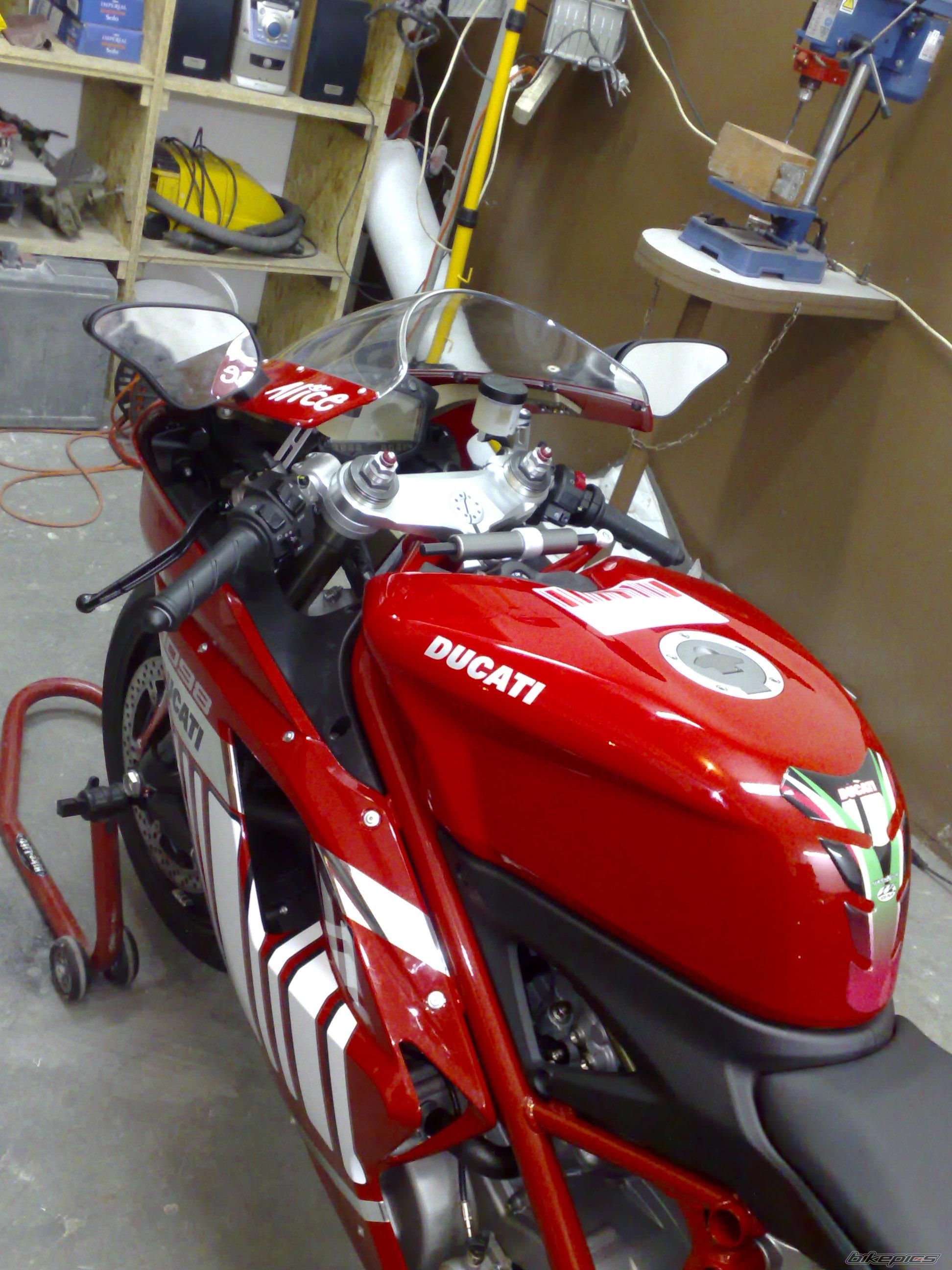 Photo 1105375