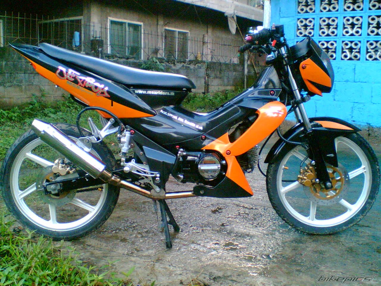 Photo 1105576