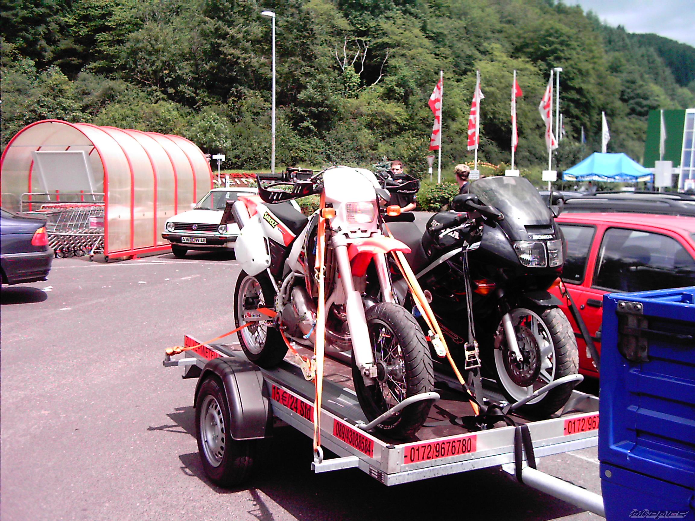 Photo 1105777