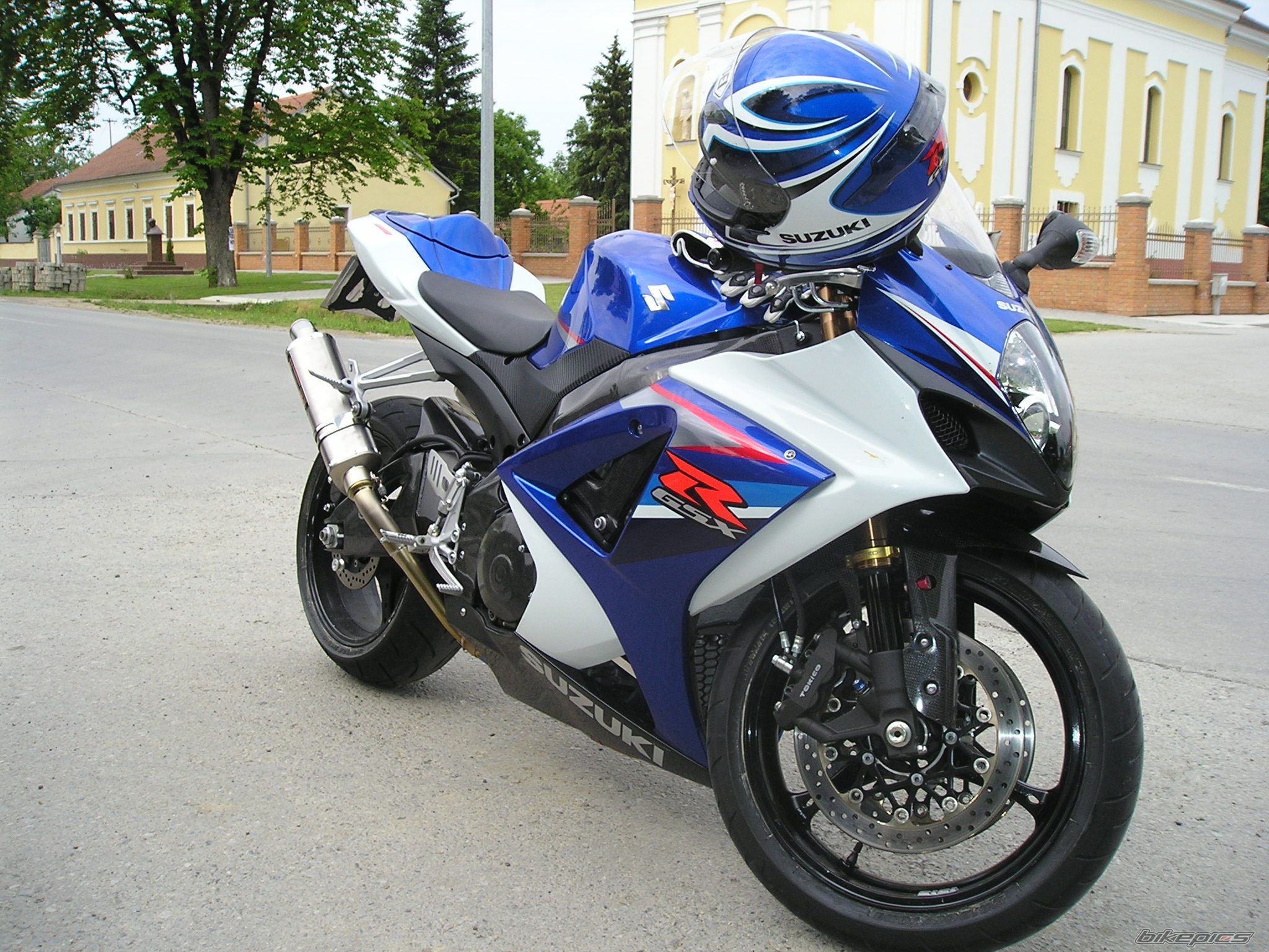 Bike Photo 1106059