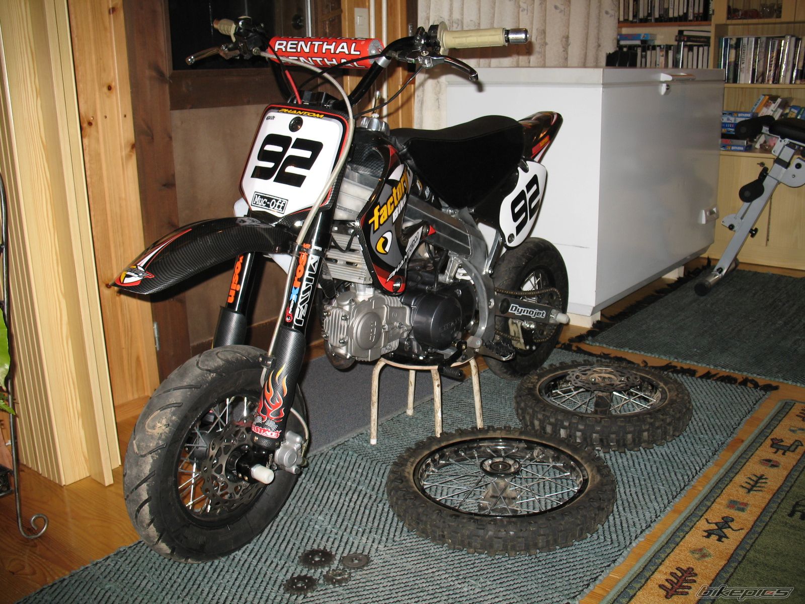 Photo 1106831