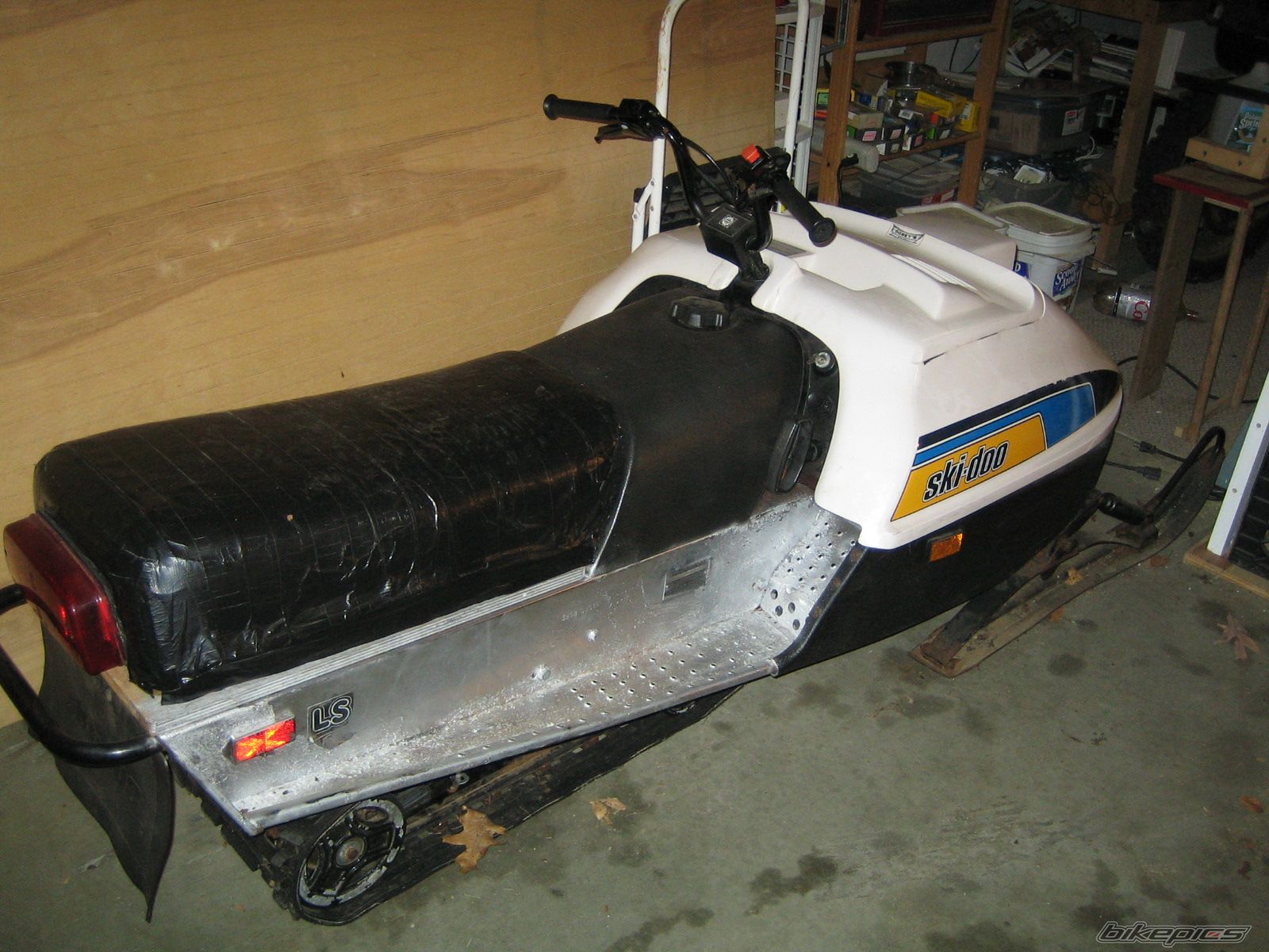 Photo 1108103