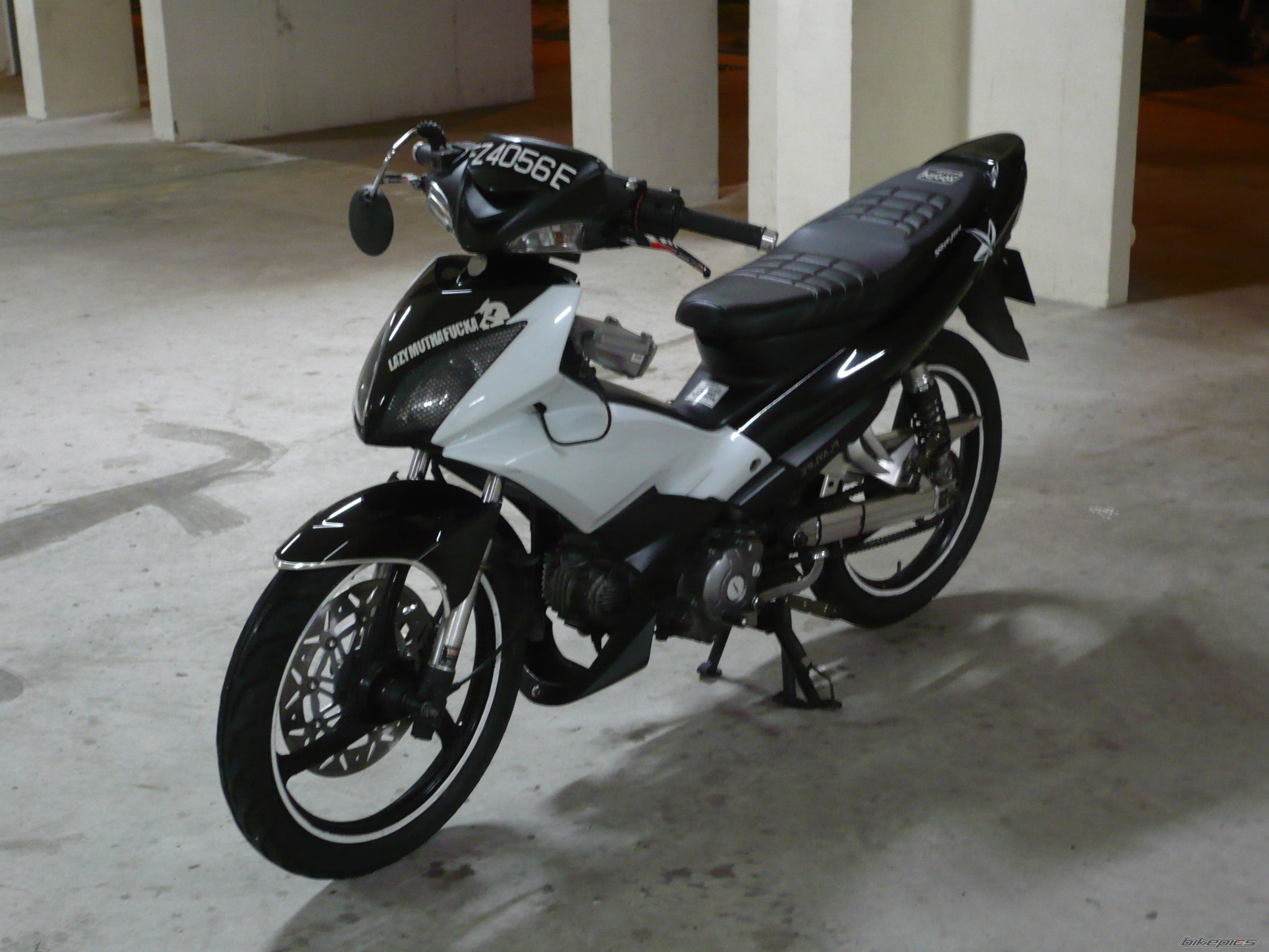 Photo 1108530