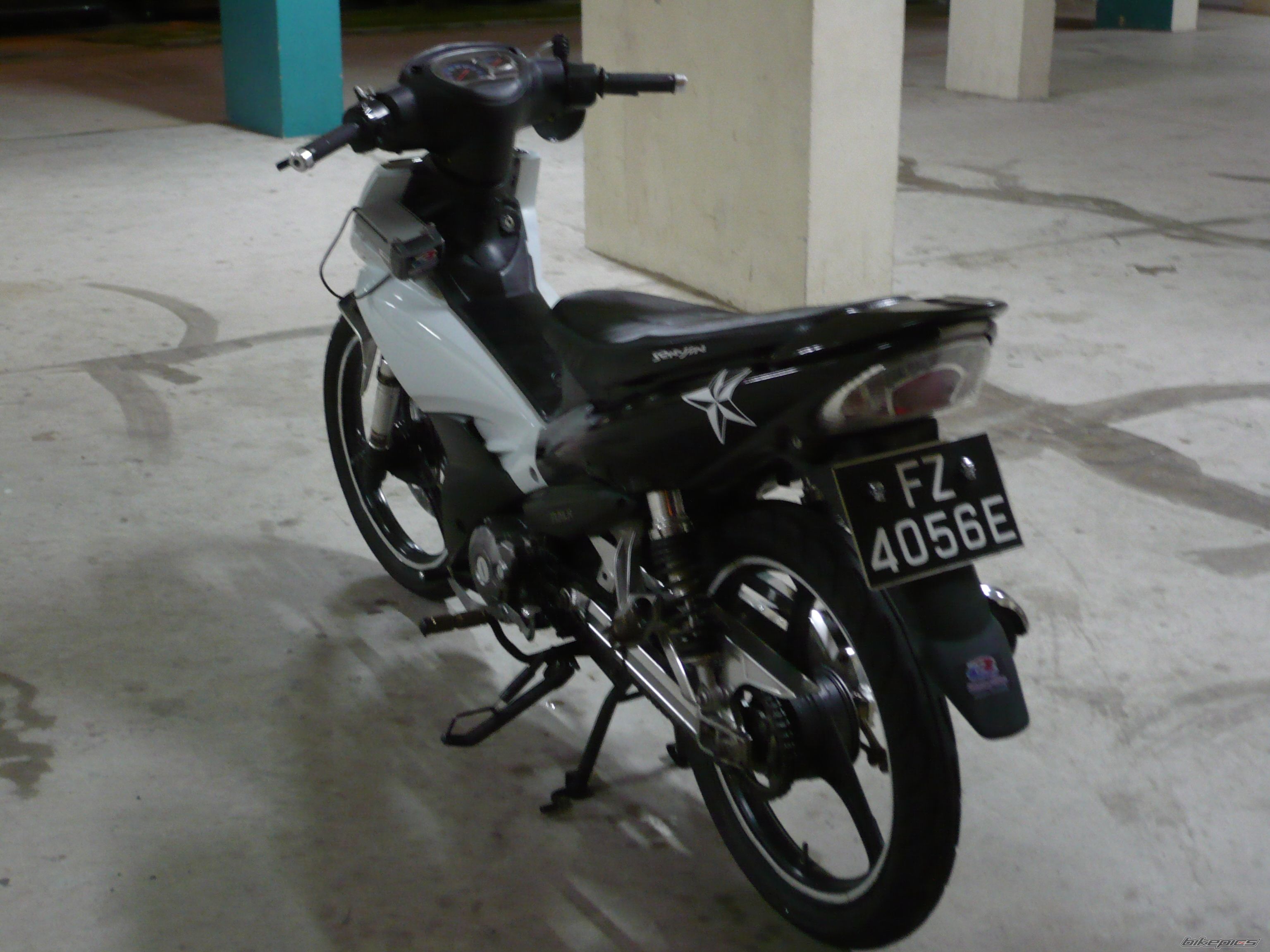 Photo 1108934