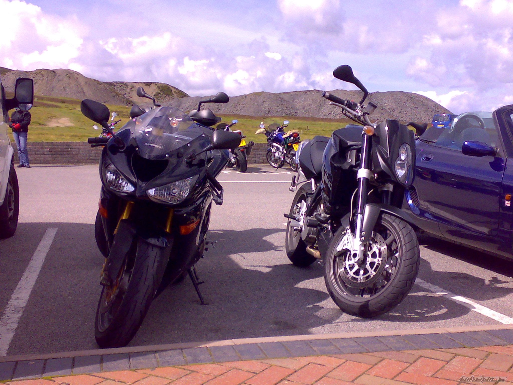 Photo 1110296