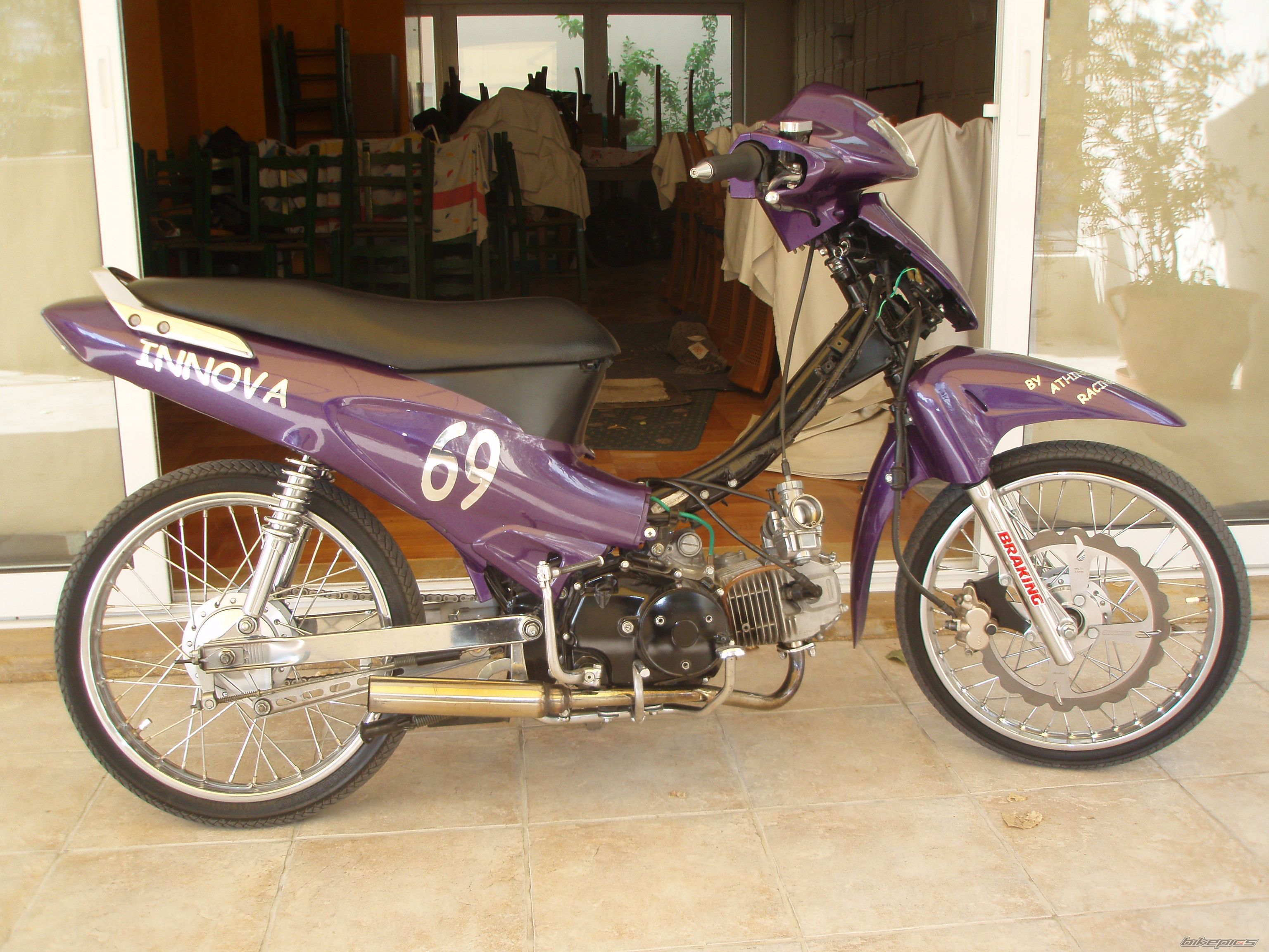 Photo 1110336