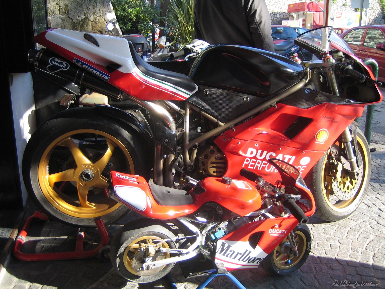 Photo 1112042
