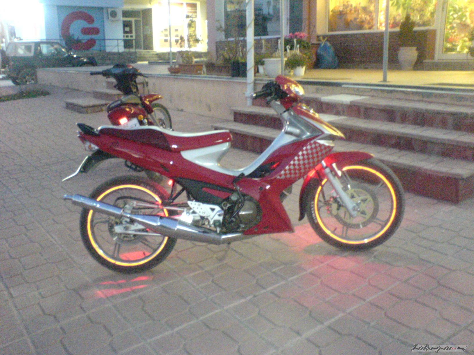 Photo 1112973