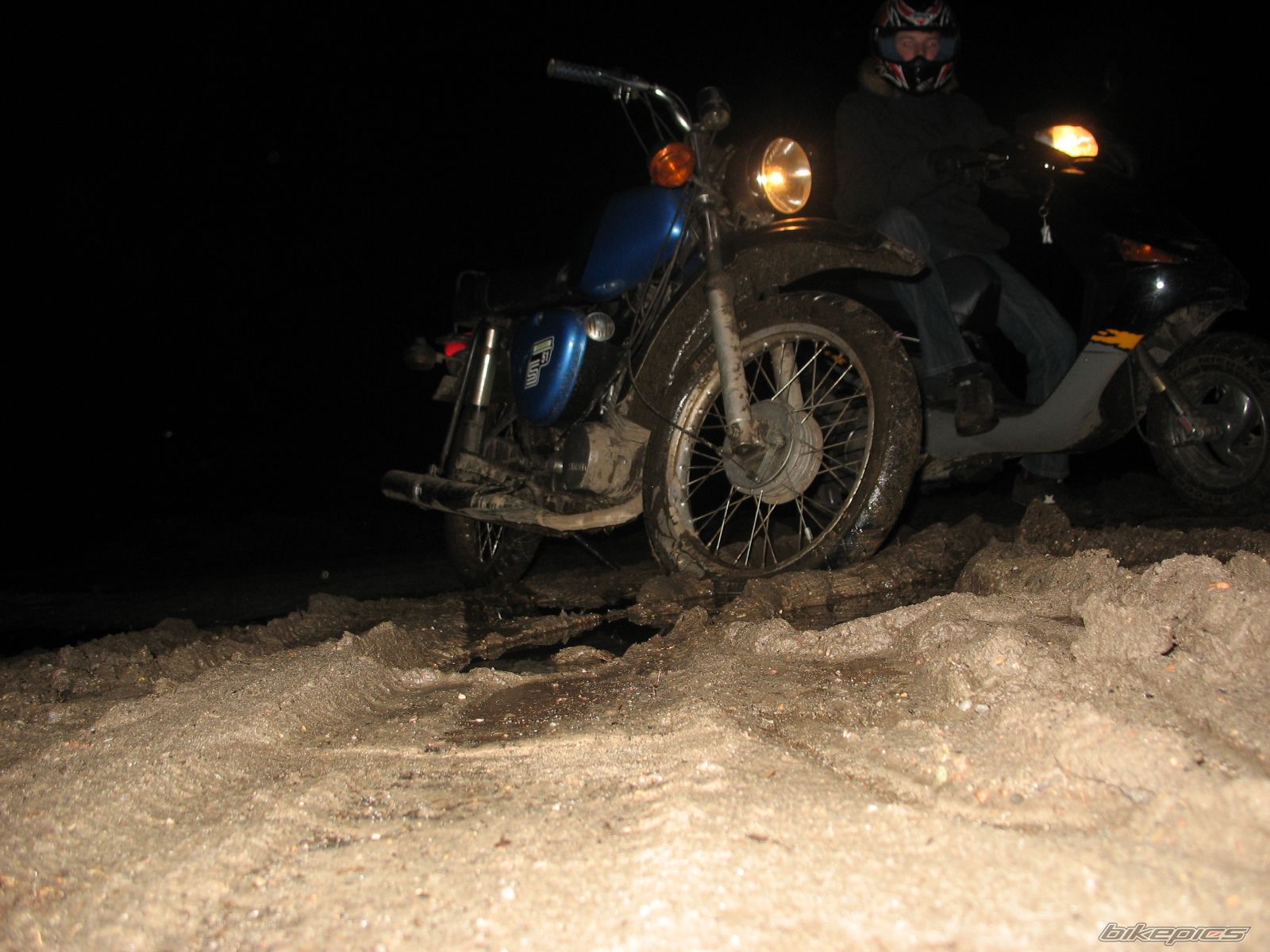 Photo 1114015
