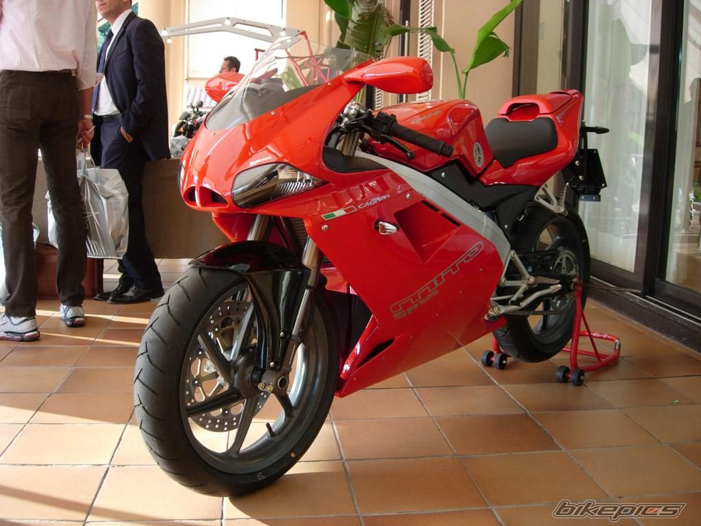 Photo 1114123