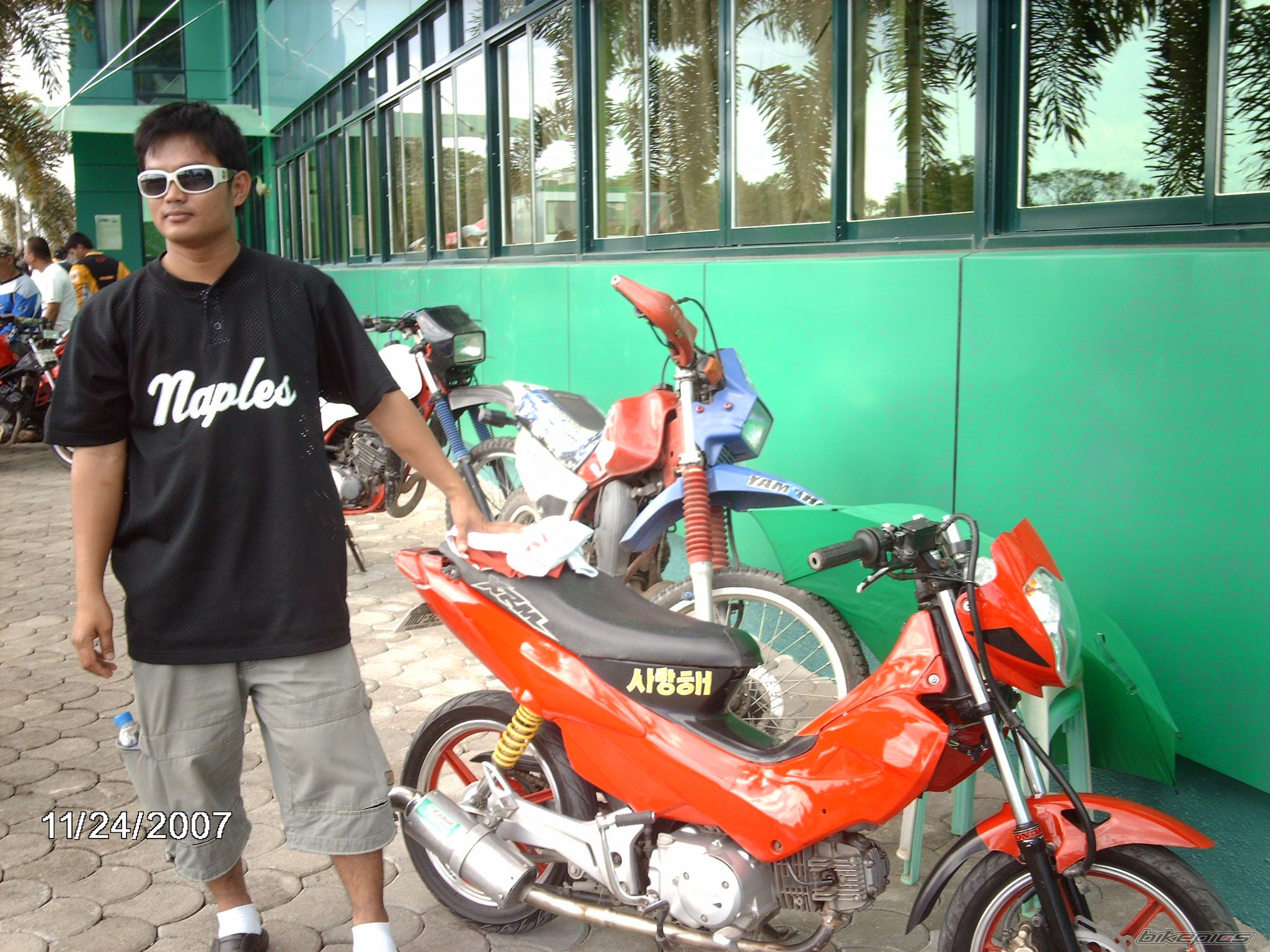 Photo 1114329
