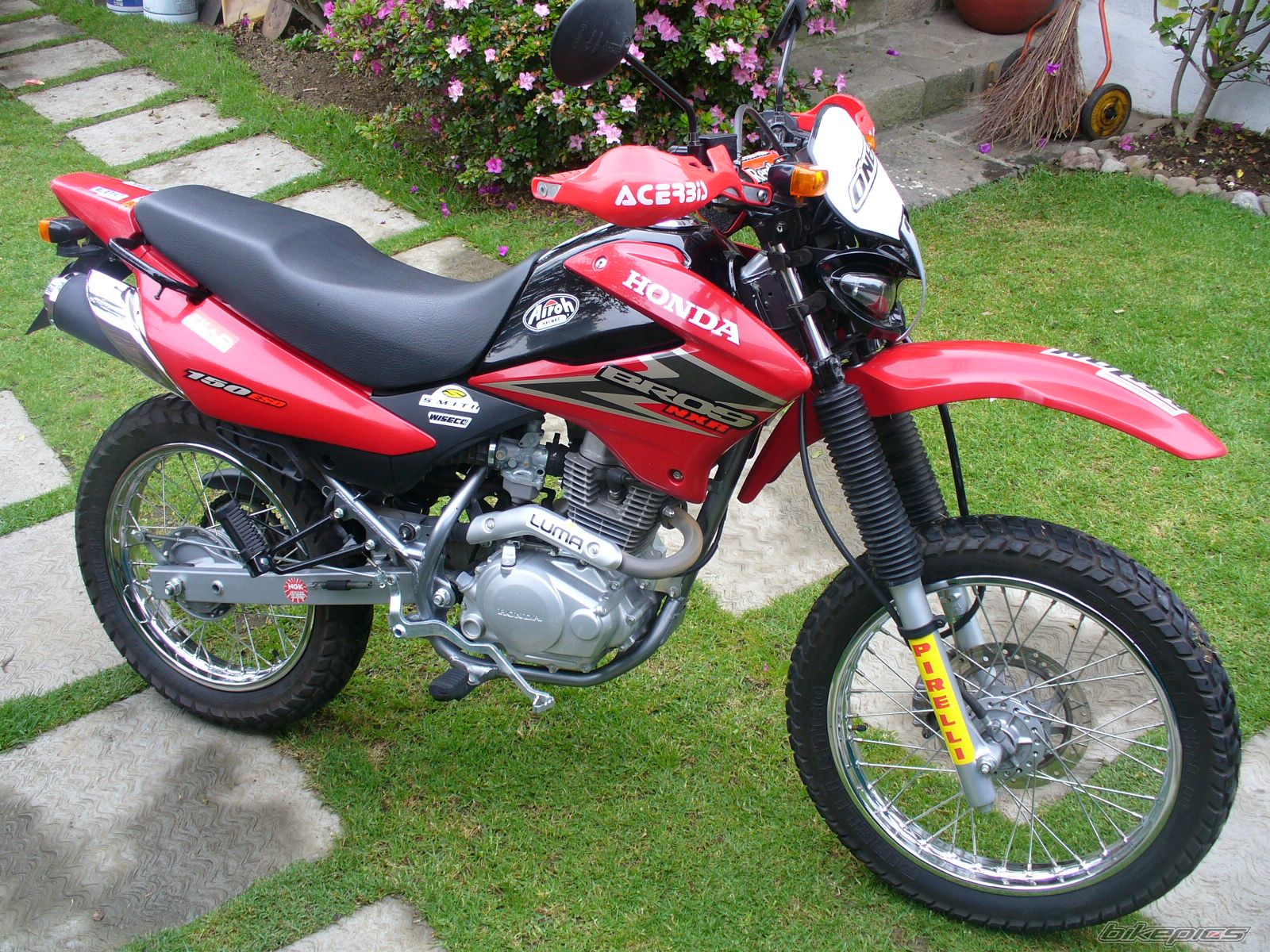 Photo 1114990