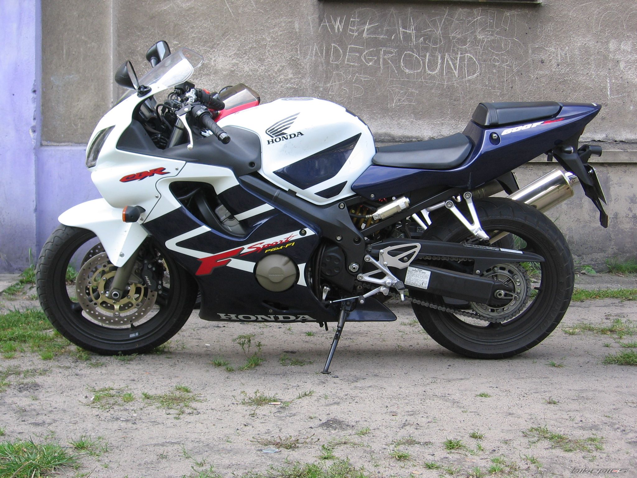 Photo 1120025