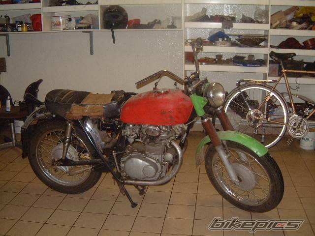 Photo 112025