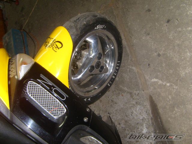 Photo 1121892