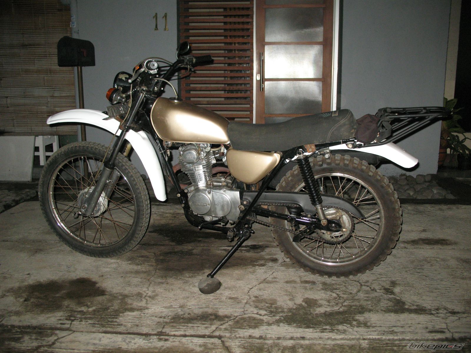 Photo 1122836