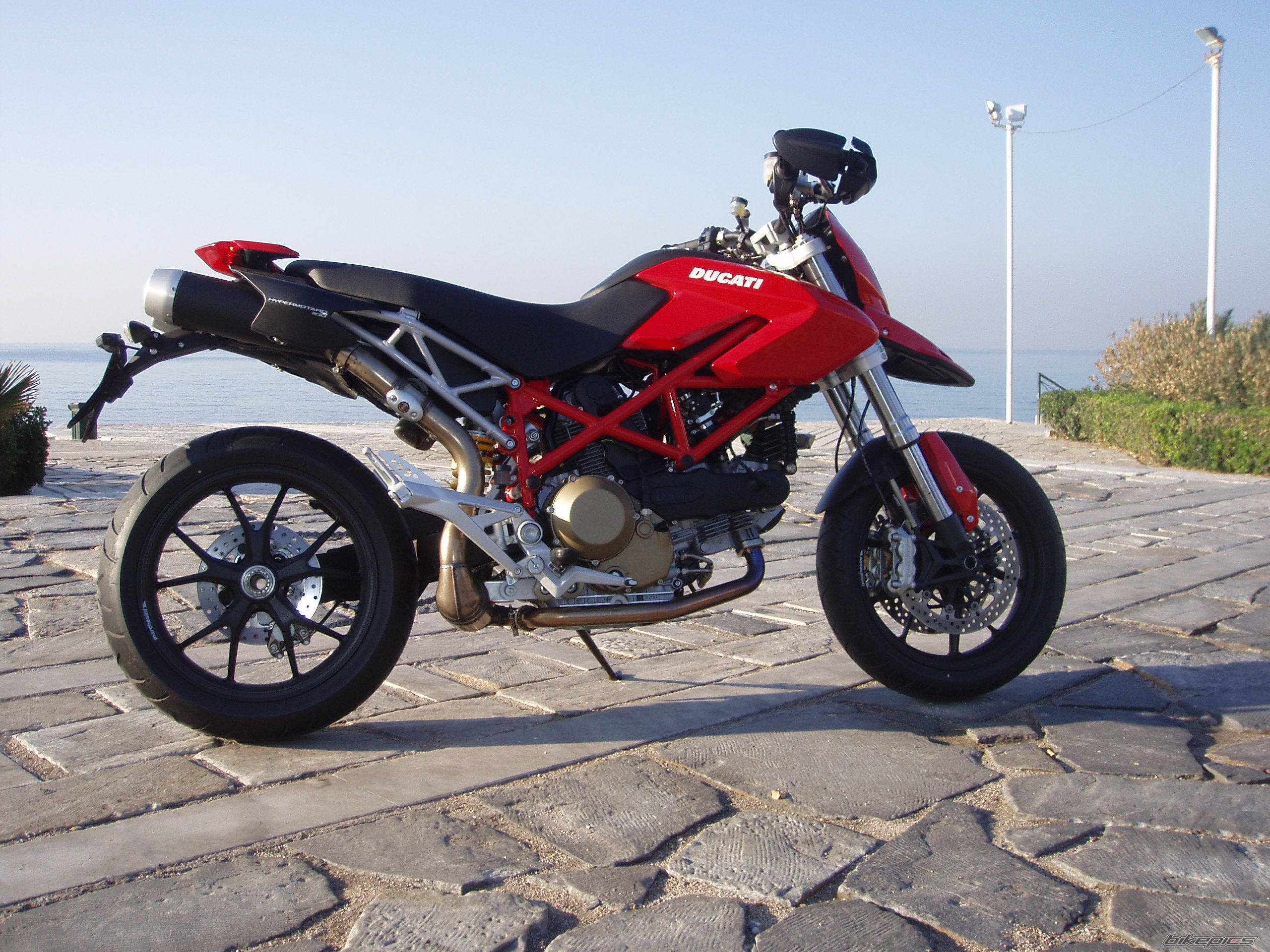 Bike Photo 1123898