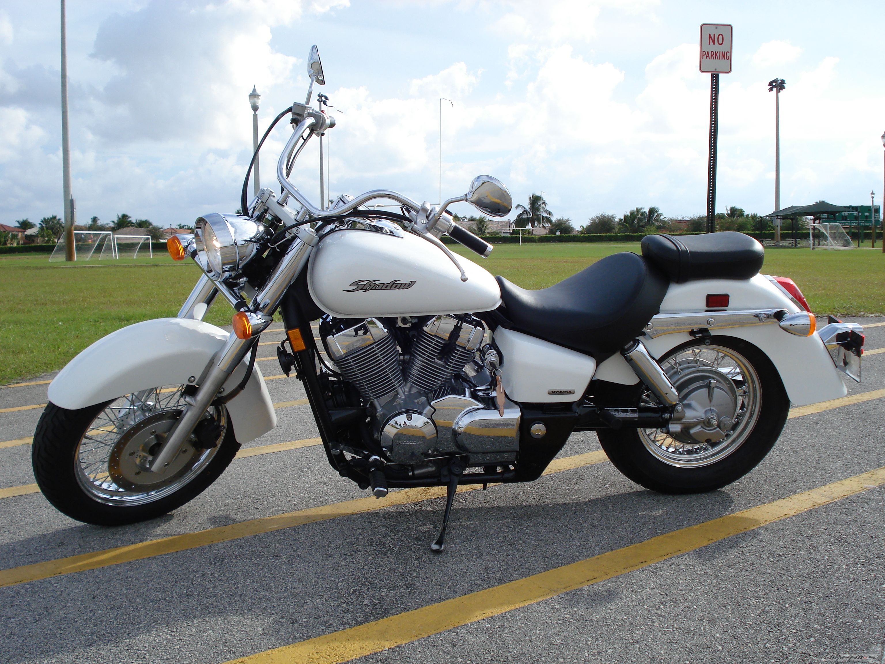 Photo 1124104