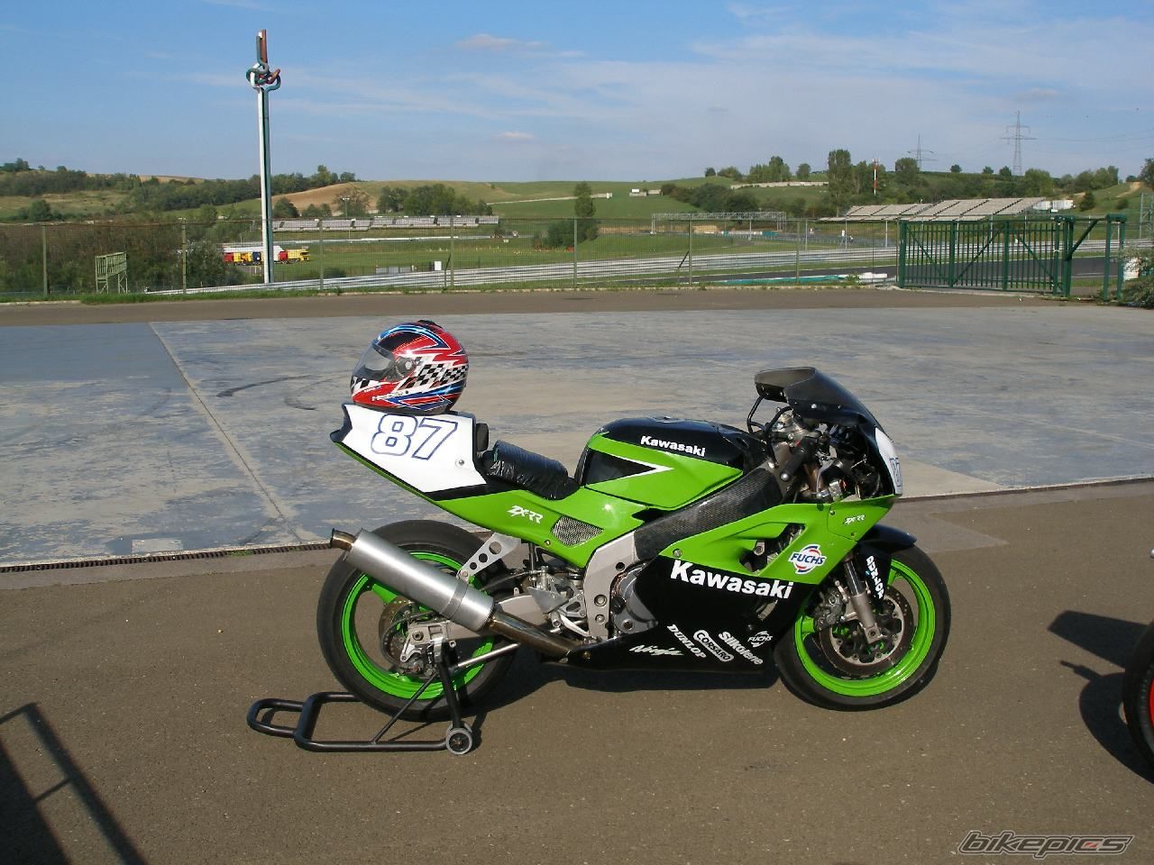 Photo 1124208