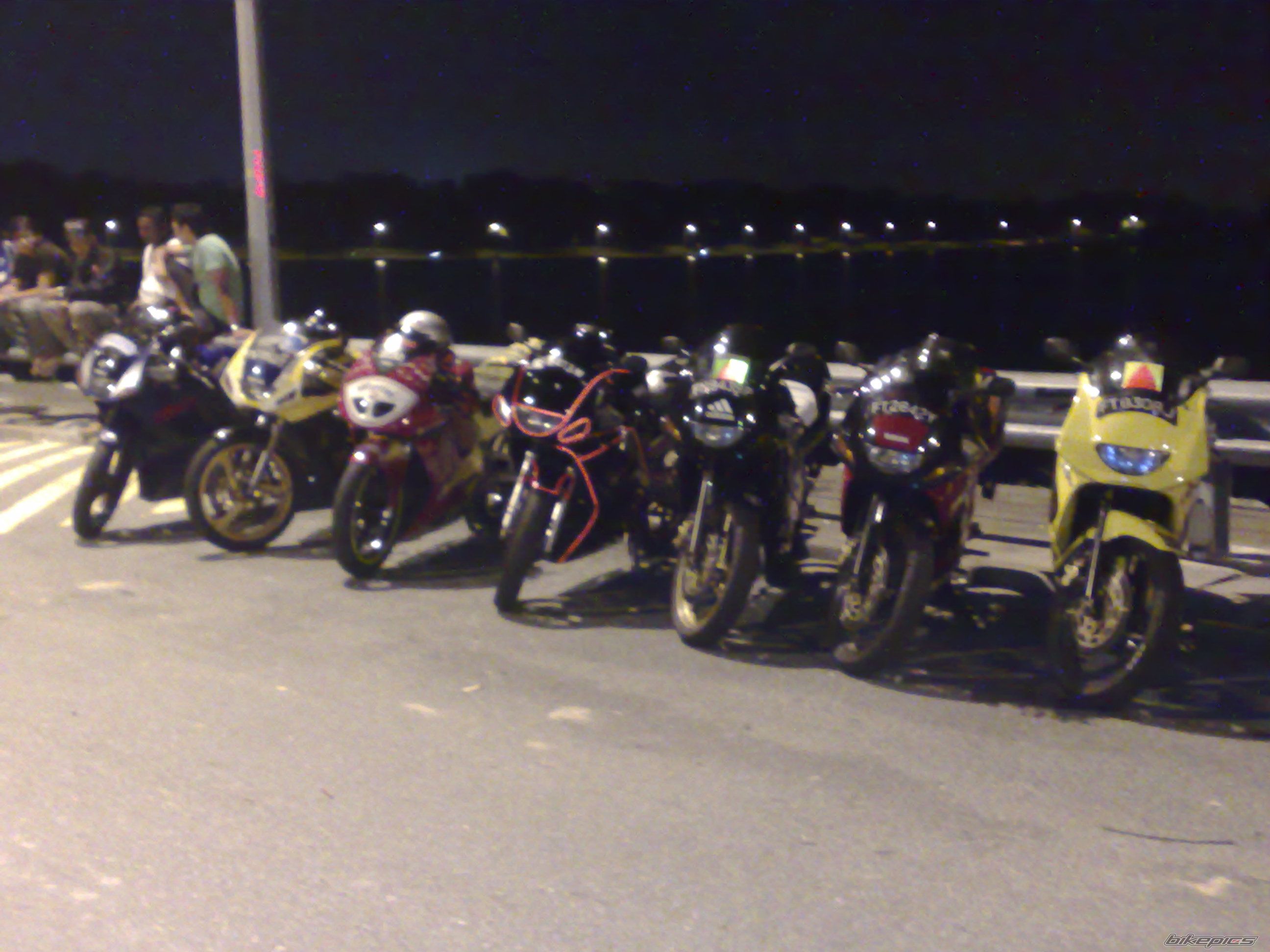 Photo 1124468