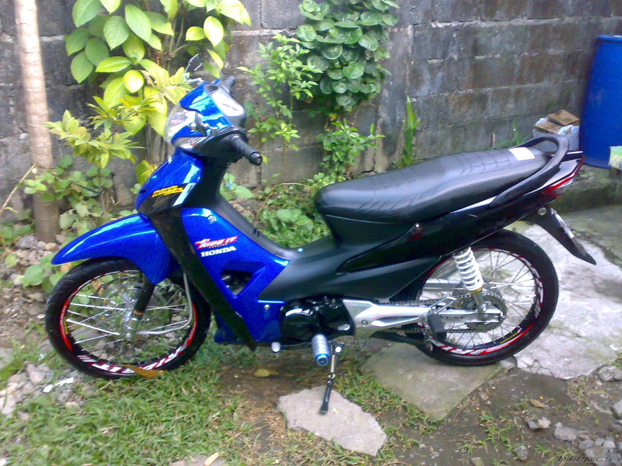 Photo 1124952