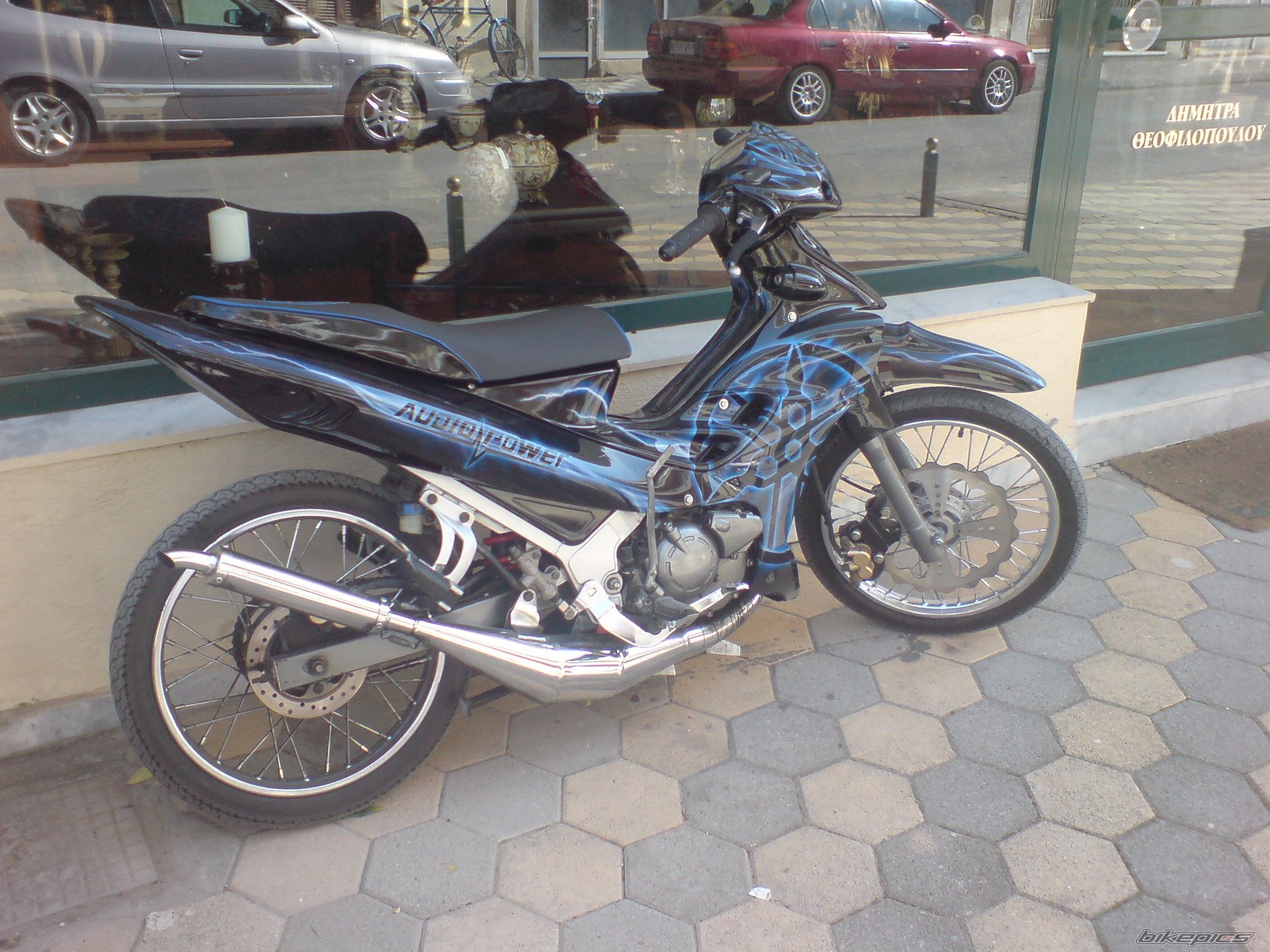 Photo 1127076