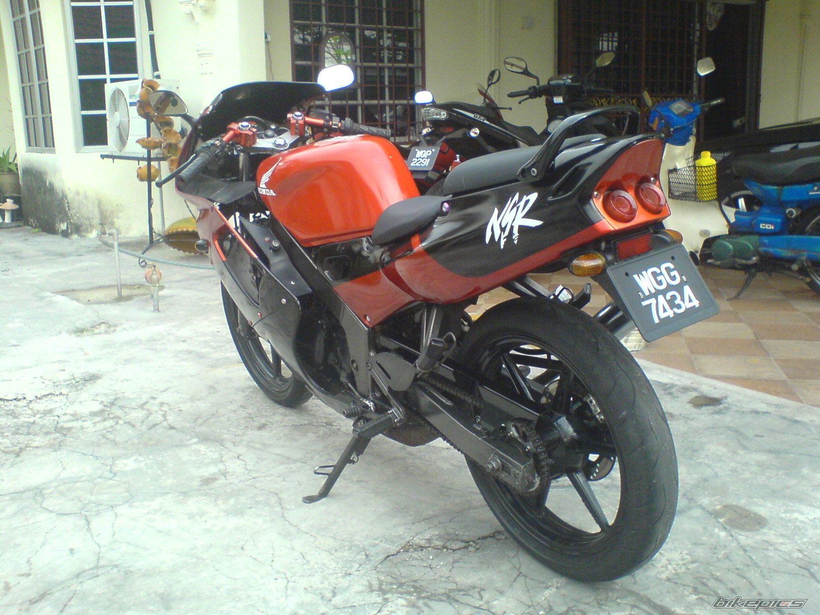 Photo 1127570