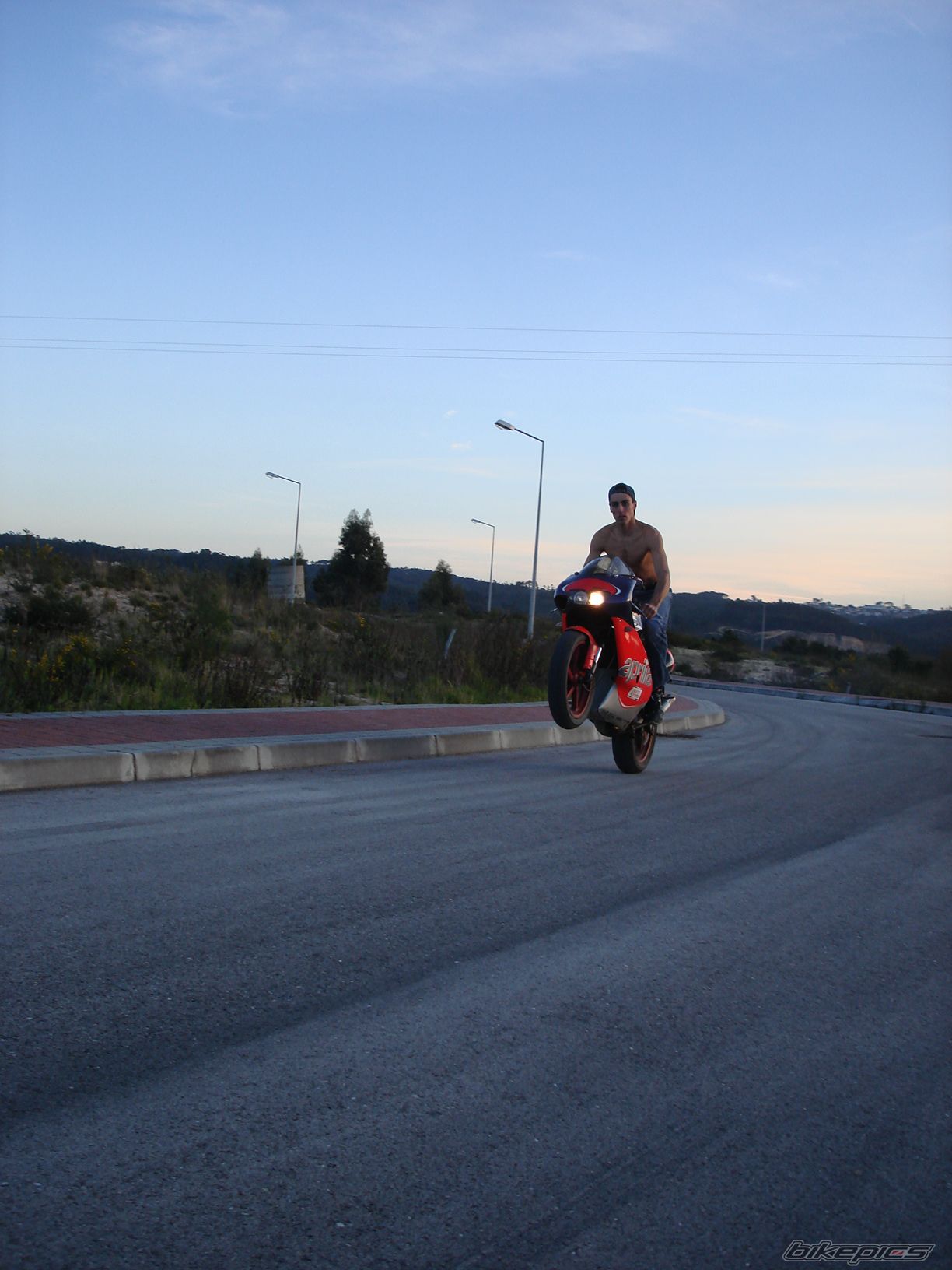 Photo 1140060