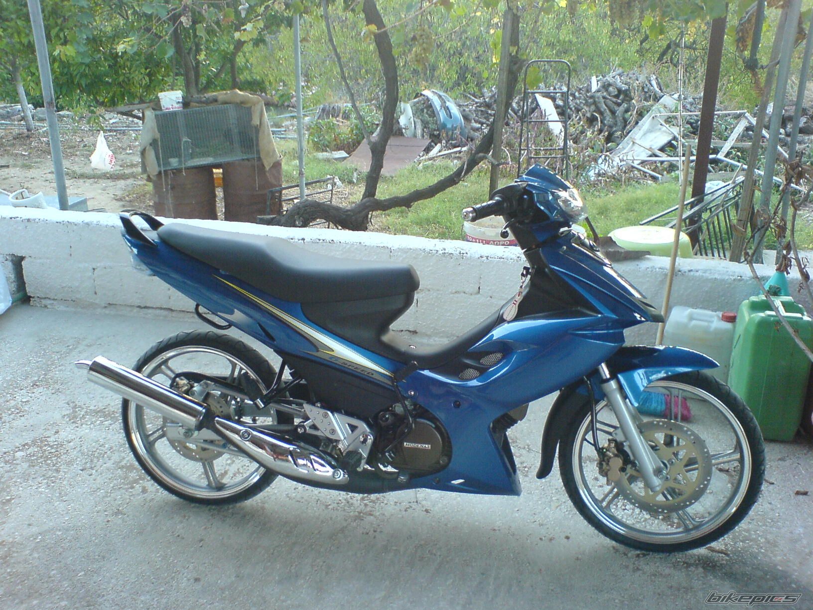 Photo 1140896