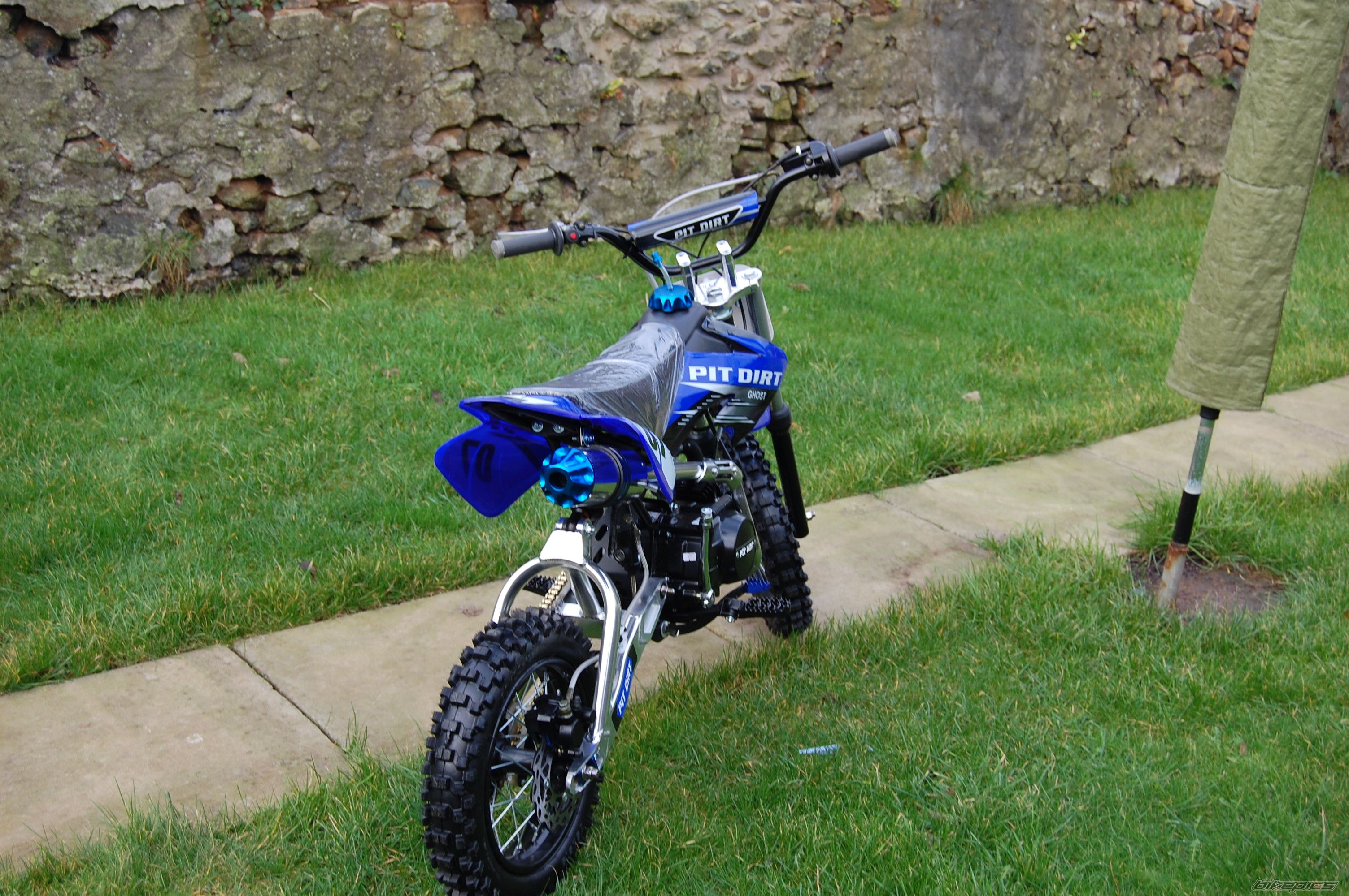 Photo 1144008