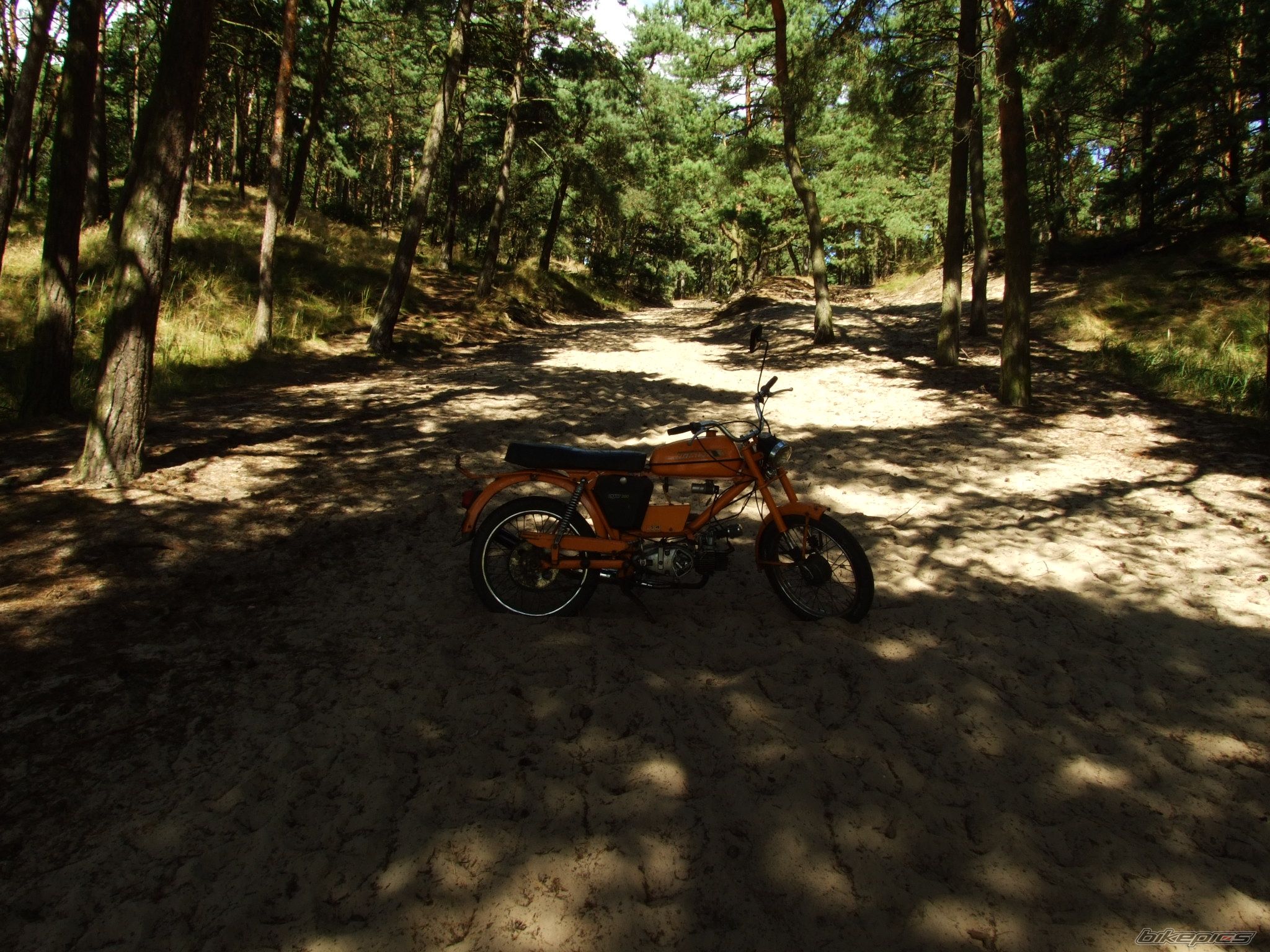 Photo 1144162