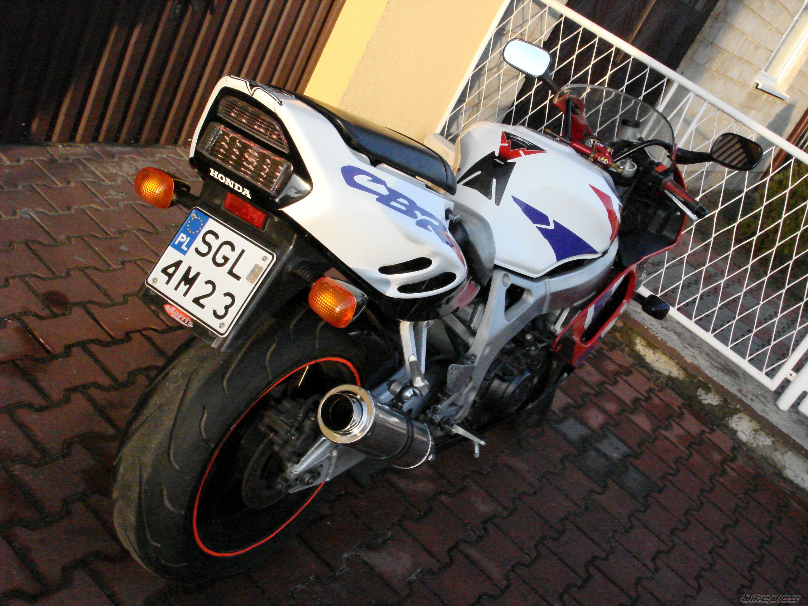 Photo 1144201