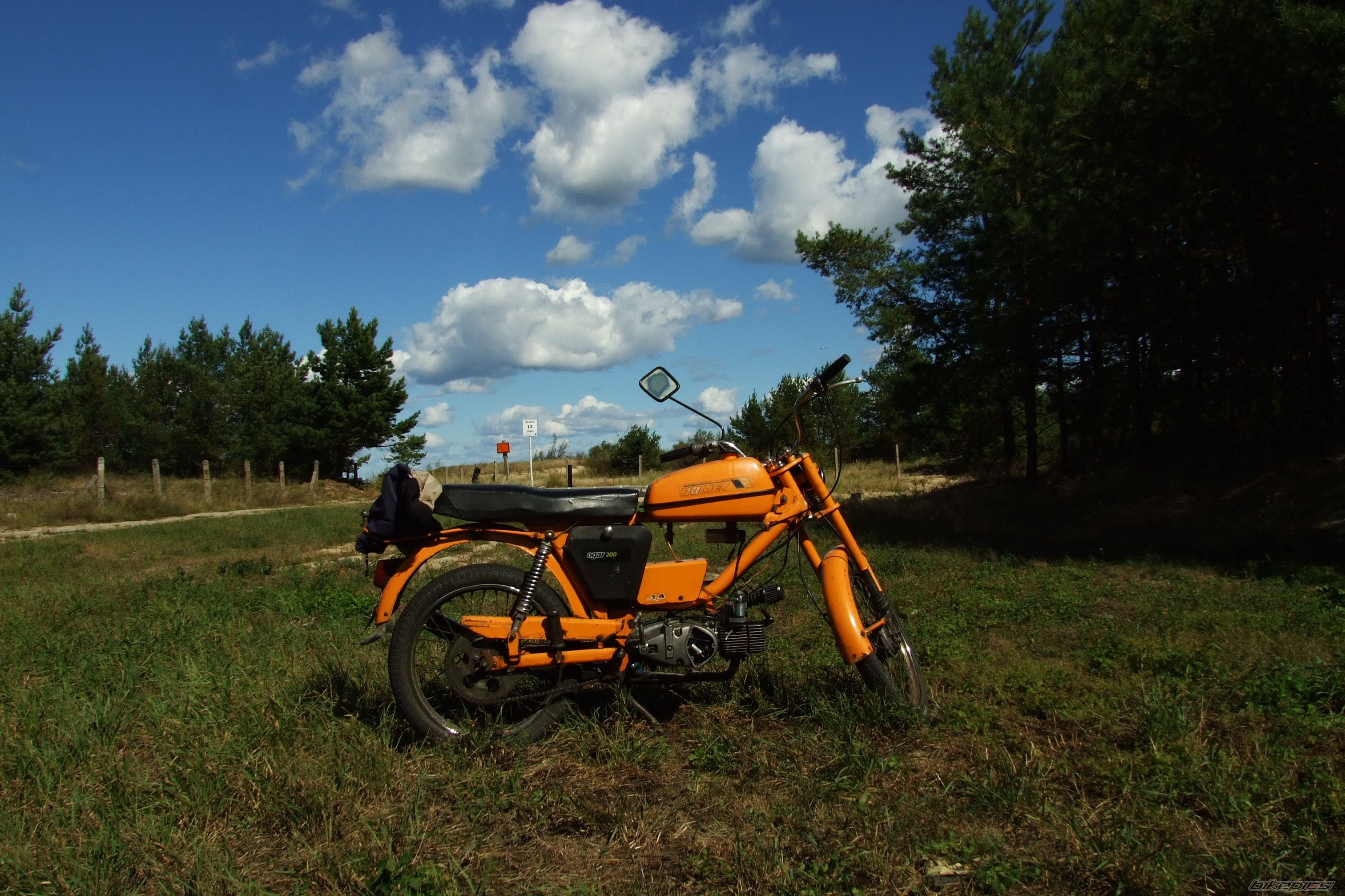 Photo 1144208
