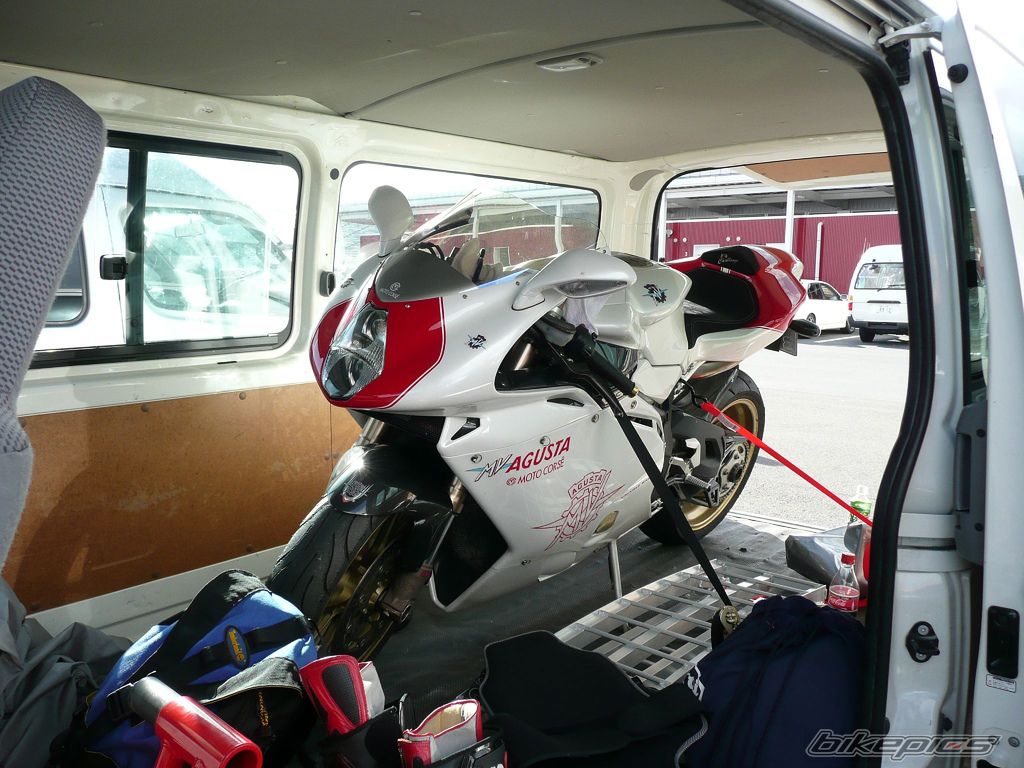 Photo 1145052