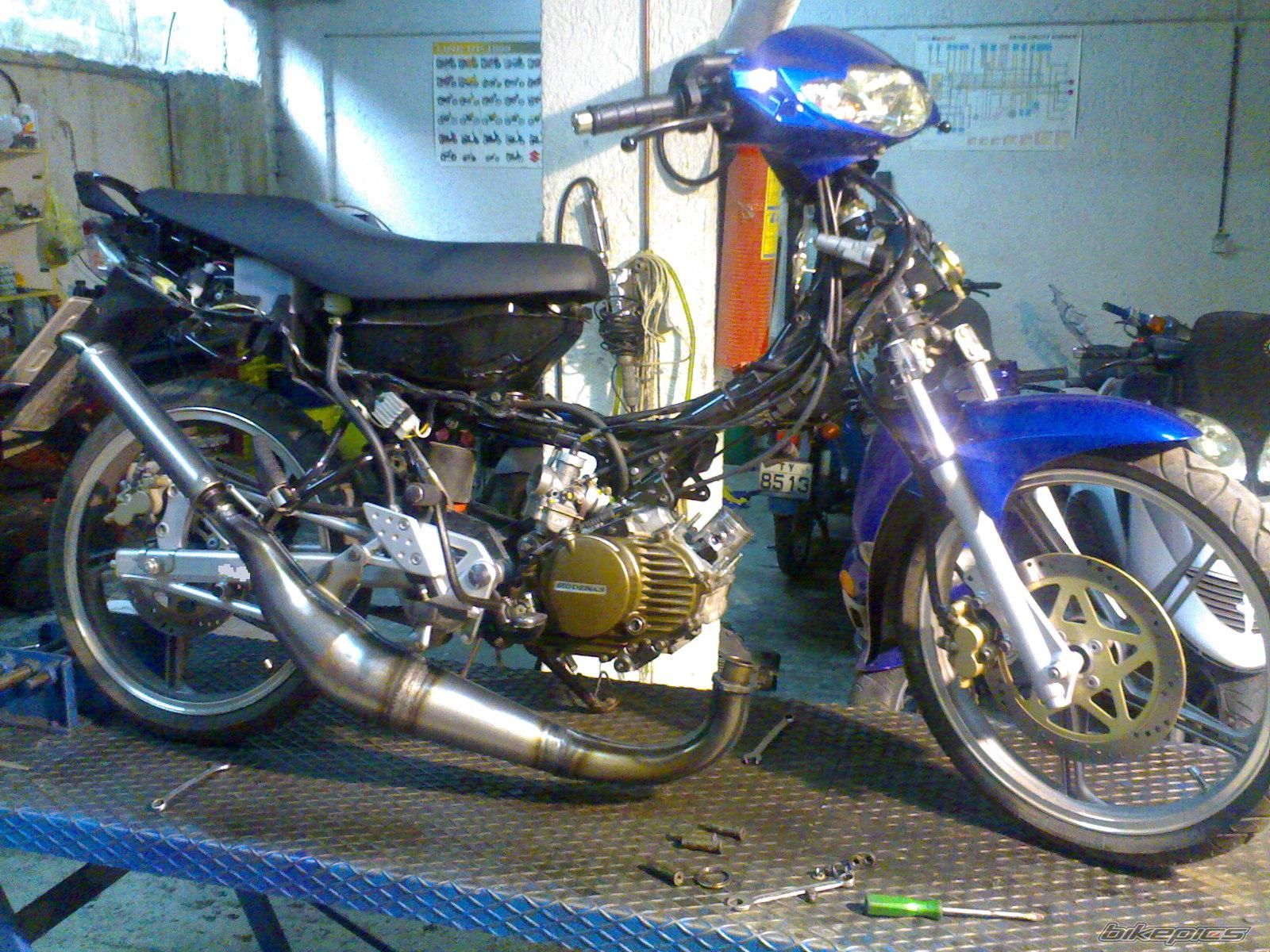 Photo 1158009