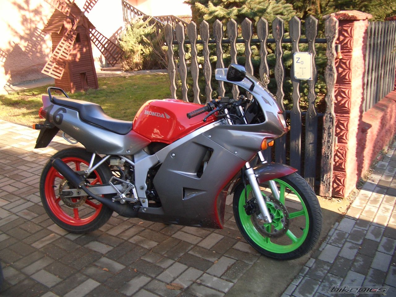 Photo 1162085